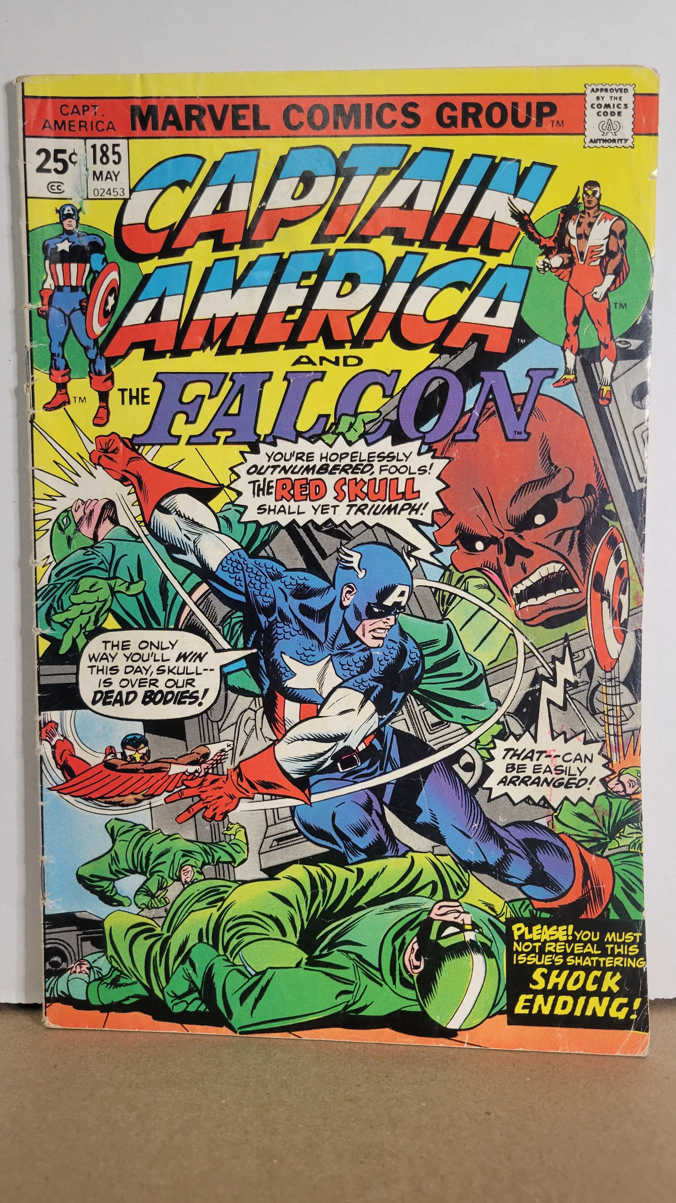 Captain America 185 Frank Robbins art! Red Skull! 1975 Marvel Comics