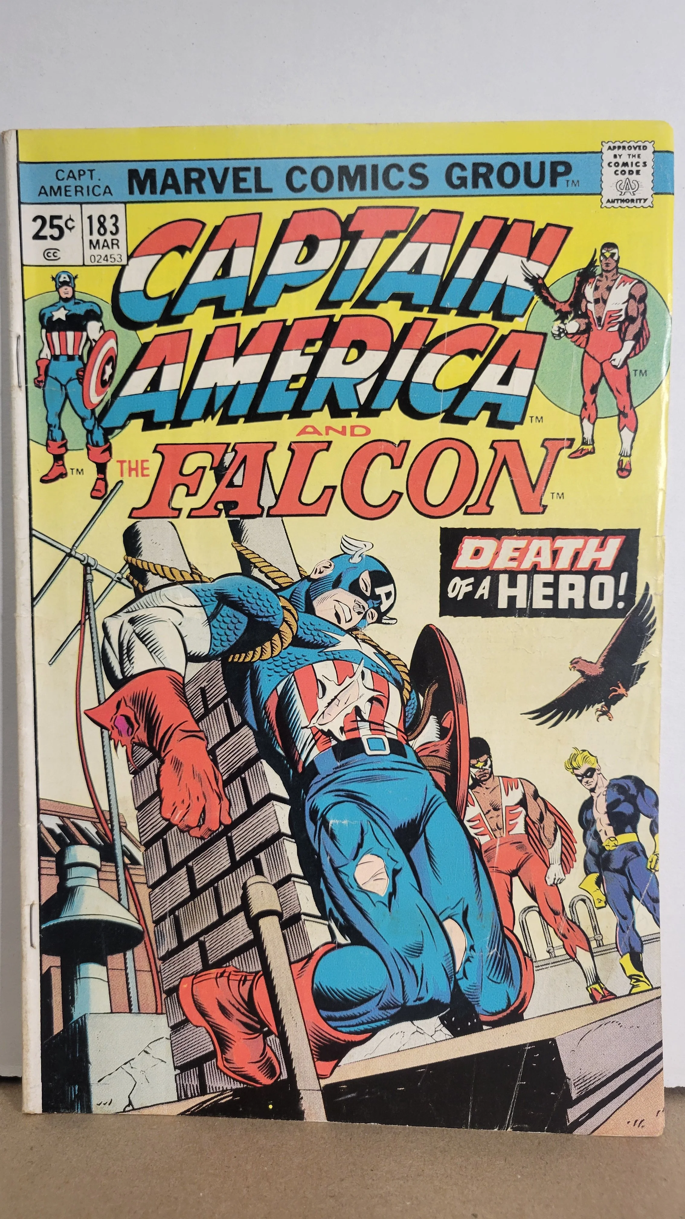 Captain America 183 Death of new Cap!! Robbins! Gamecock! 1975 Marvel Comics