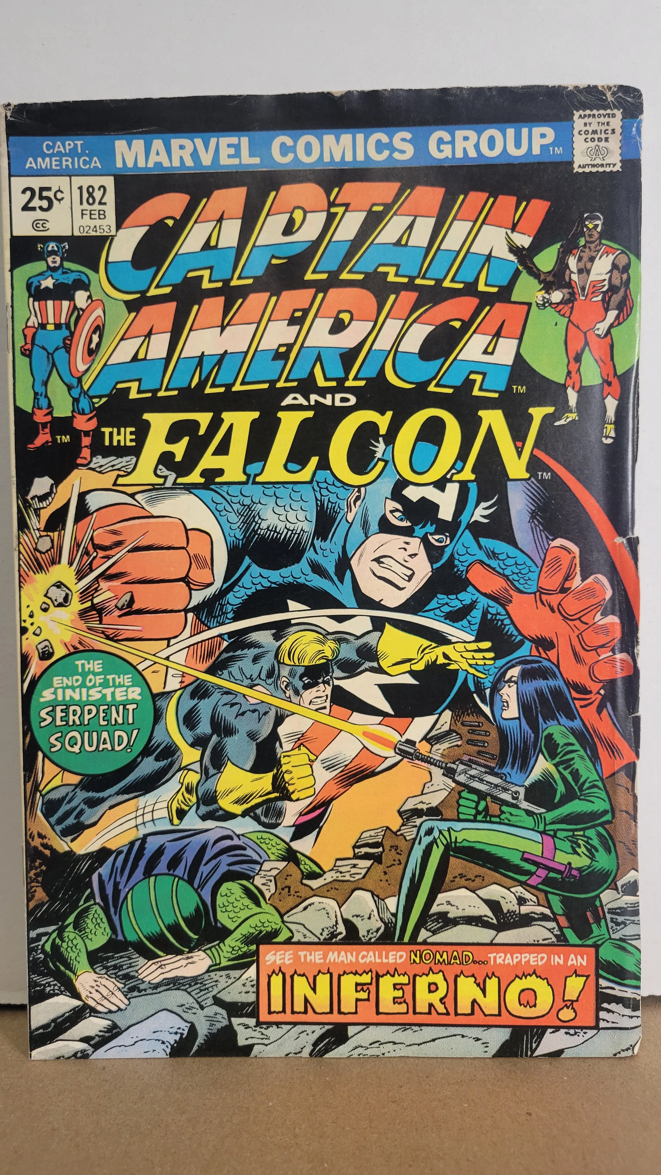 Captain America 182 Robbins art! Nomad! Serpent Squad! 1975 Marvel Comics