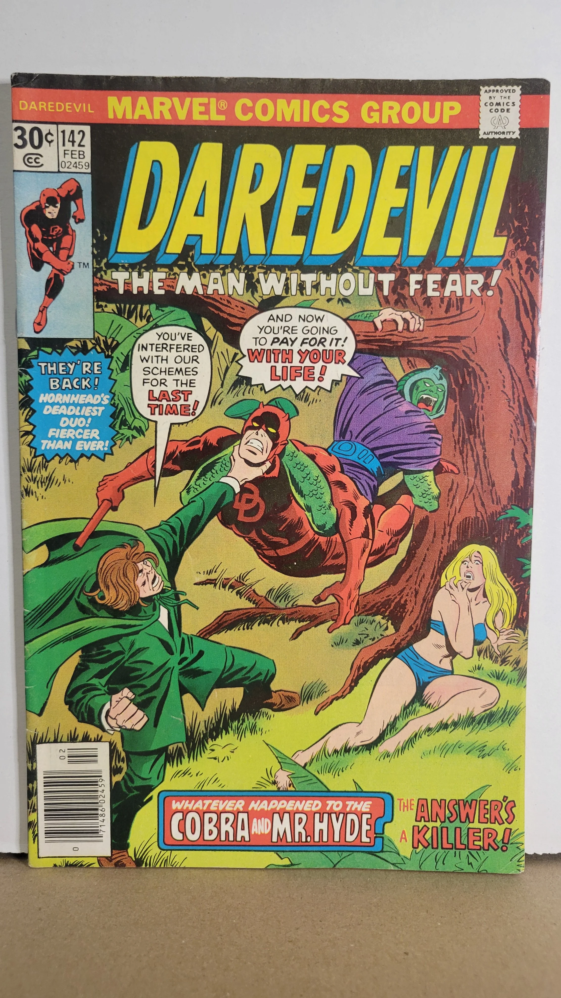 Daredevil 142 J. Buscema cover Cobra Mr Hyde Bullseye Nova 1977 Marvel