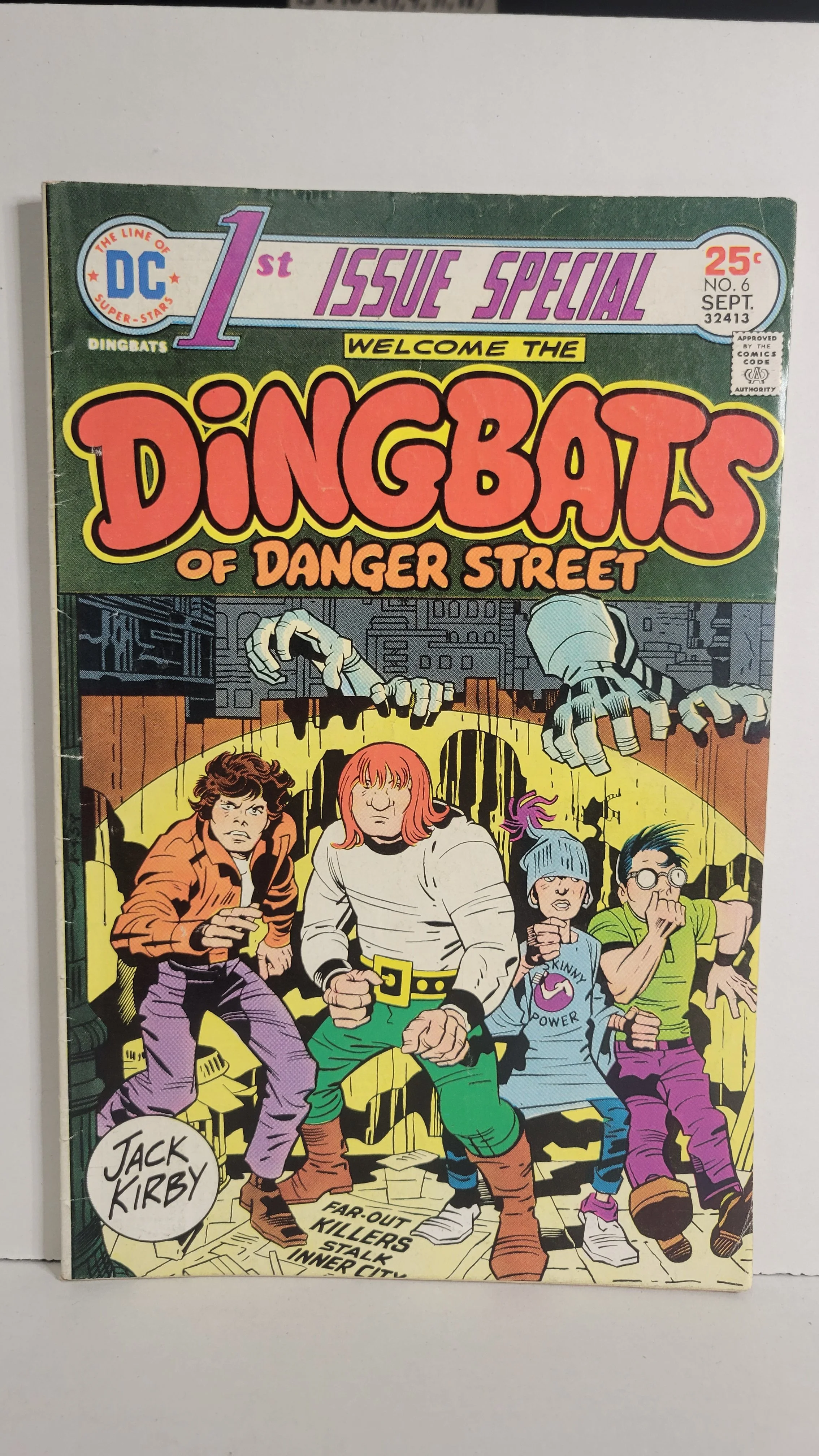 1st Issue Special #6 Jack Kirby! Welcome The Dingbats of Danger Street! ! 1975 DC Comics