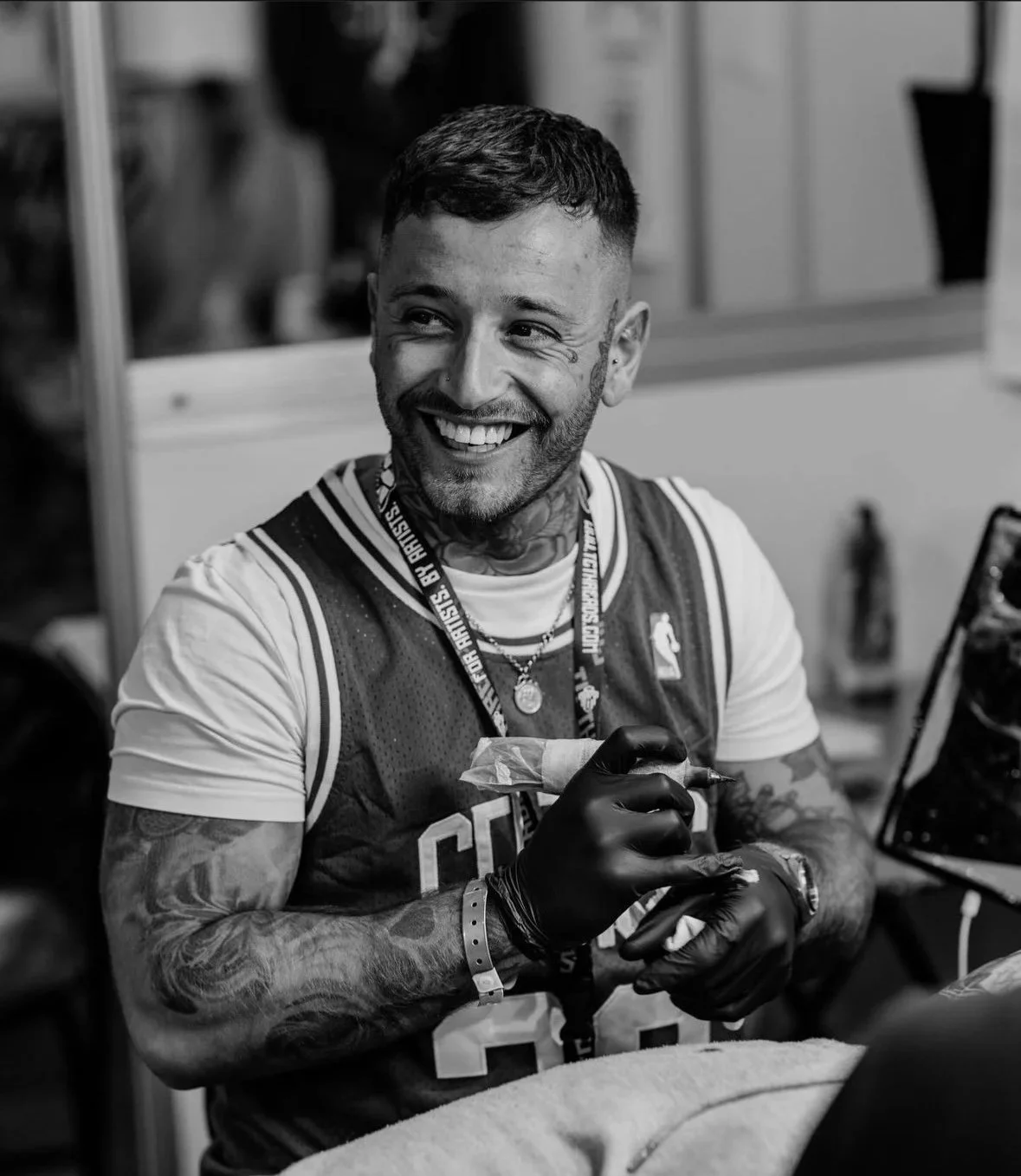 CHAY BALLARD / @chay.ballard