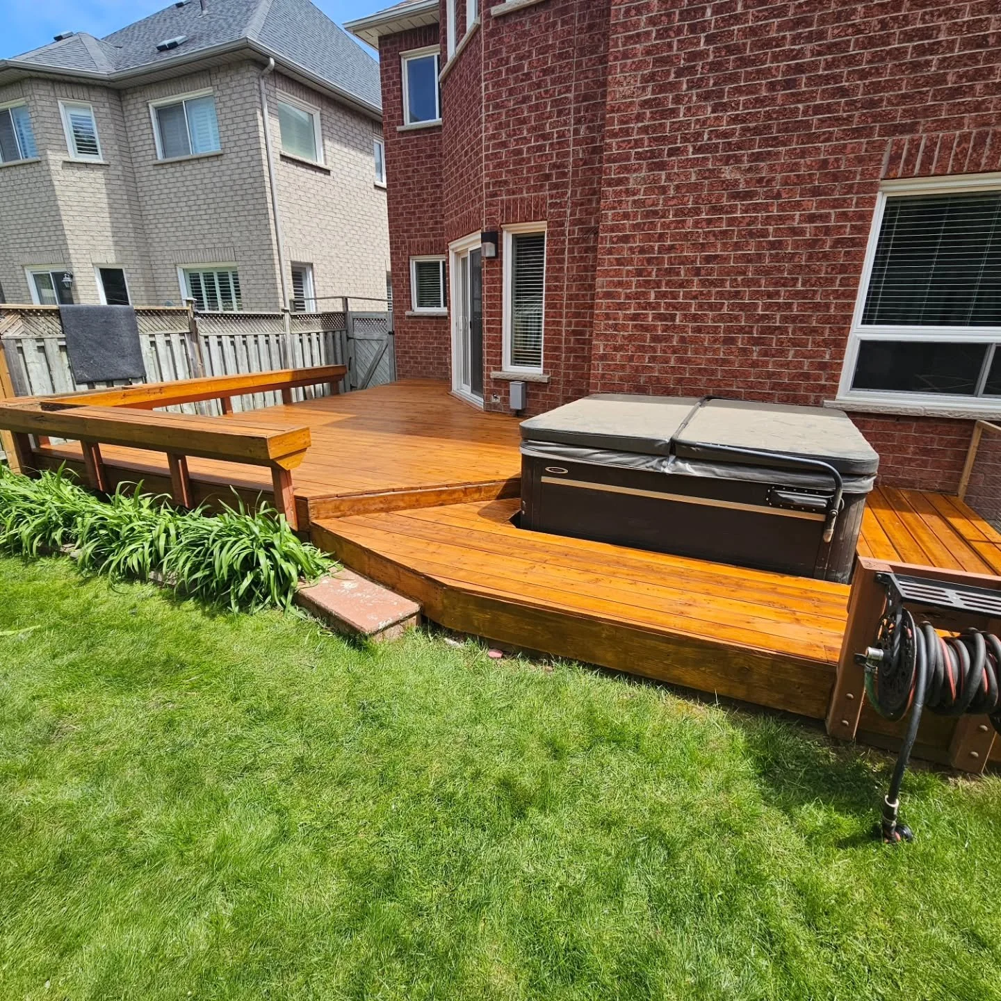 From faded and worn&hellip; to rich and protected.

This deck got the full restoration treatment professionally sanded, stained, and brought back to life by FD Custom Woodworks. The difference is all in the prep, detail, and finish.

Swipe for the tr