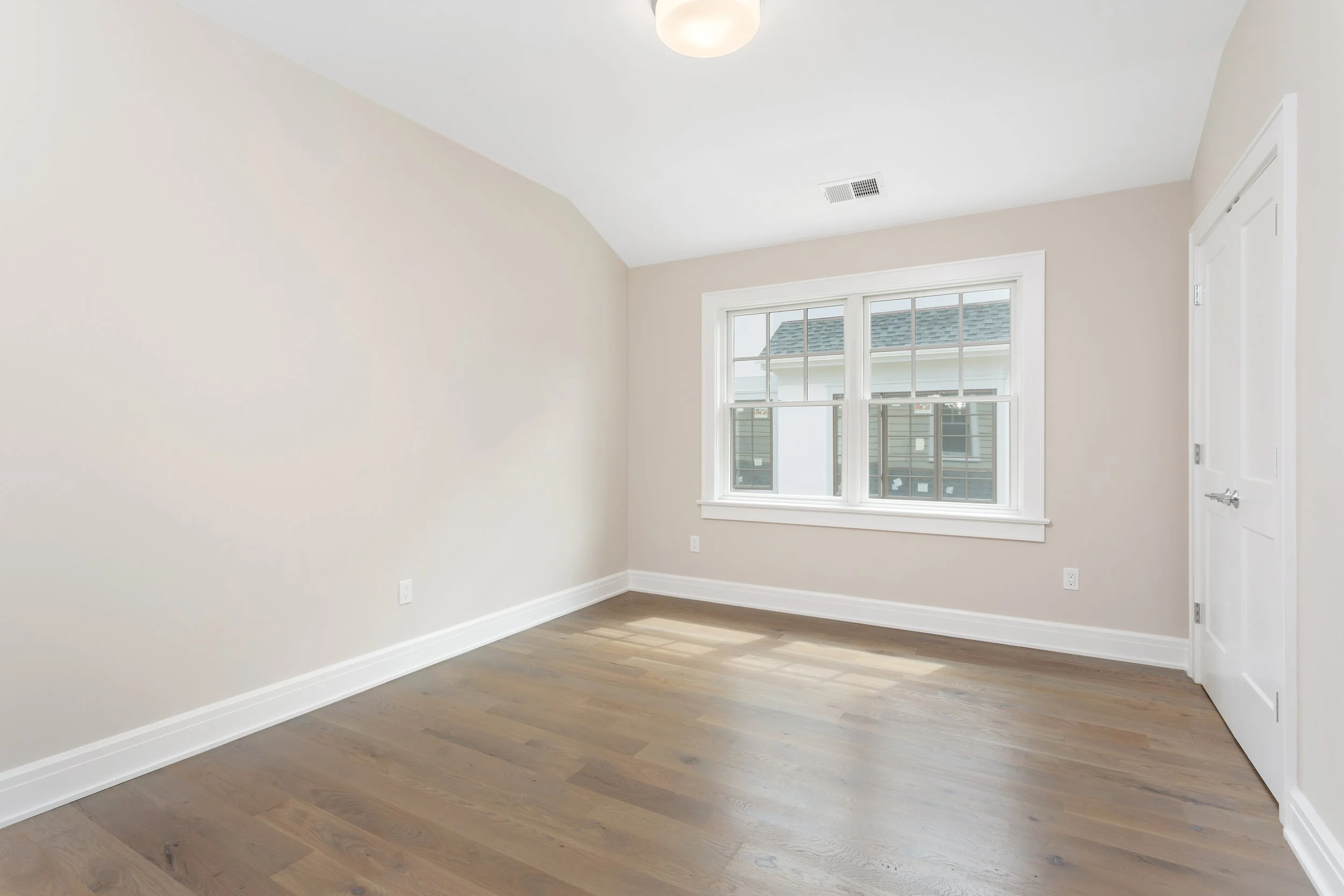 5 Vanderburgh Ave, Larchmont, NY-39.jpg