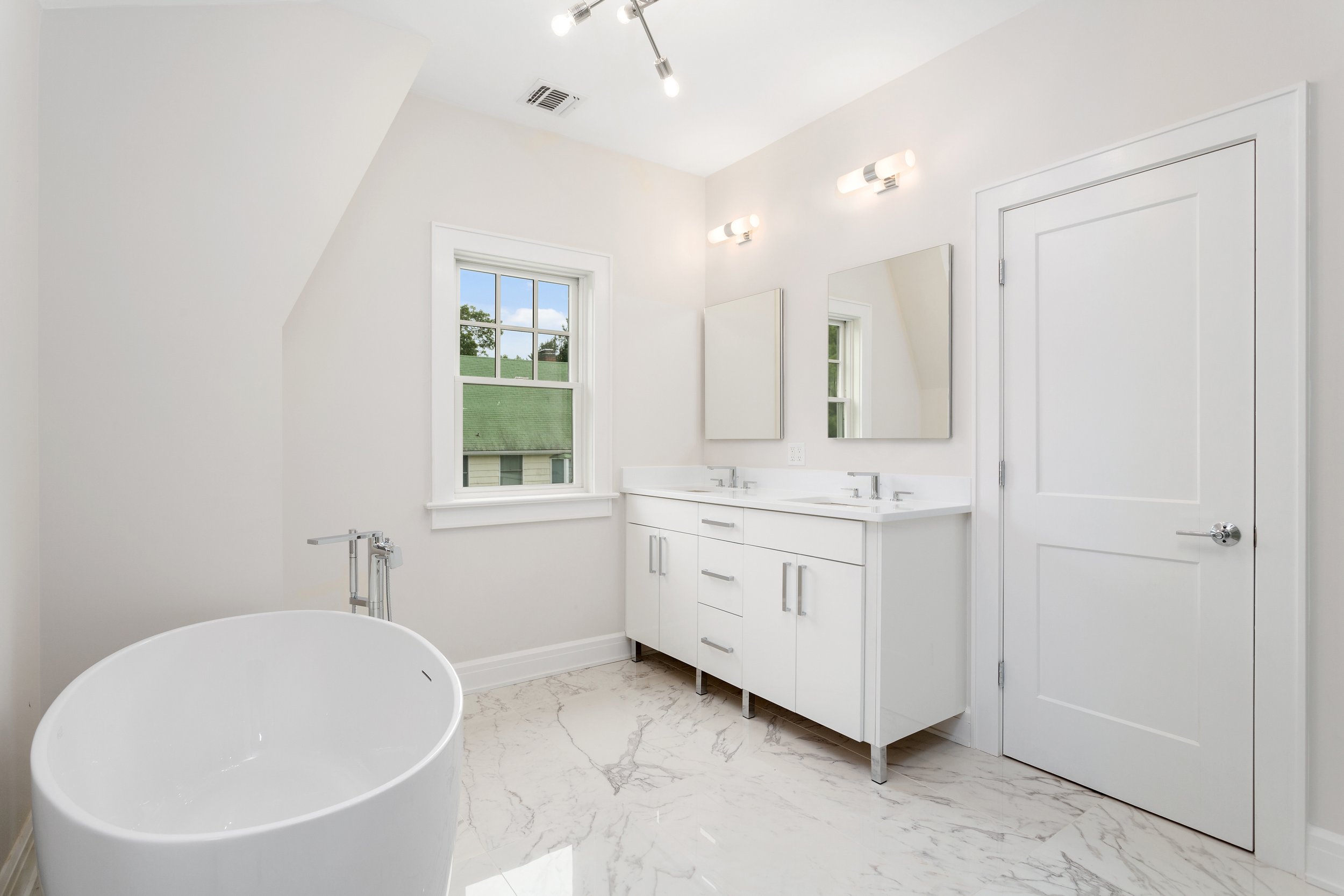 5 Vanderburgh Ave, Larchmont, NY-47.jpg