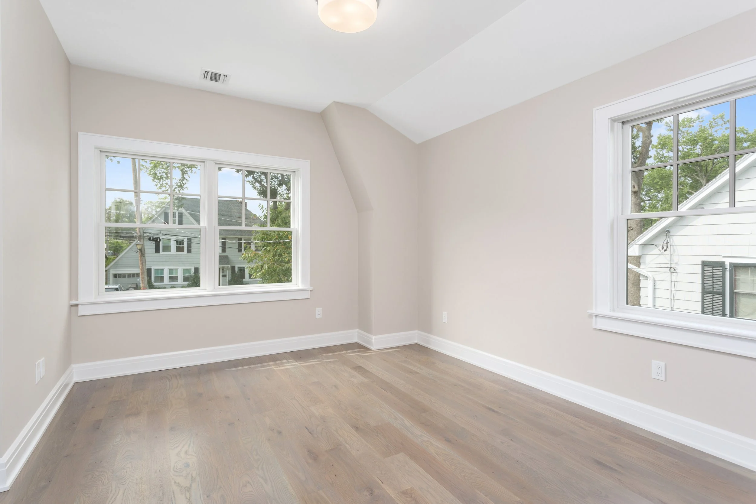 5 Vanderburgh Ave, Larchmont, NY-32.jpg