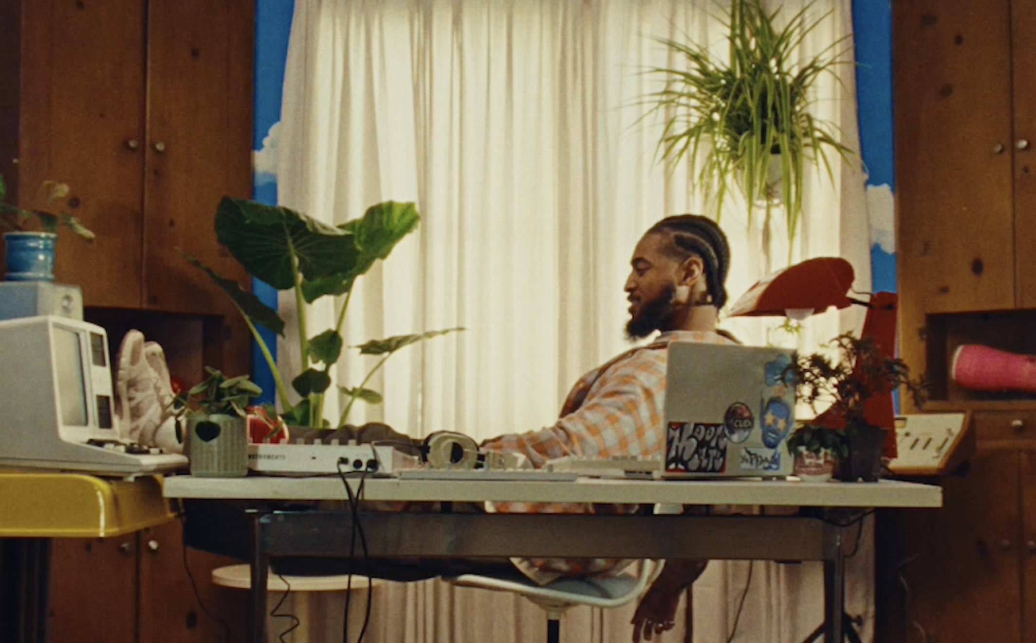 Adobe PDF Spaces -- Dir: Grant Spanier // Co: Huffman Creative