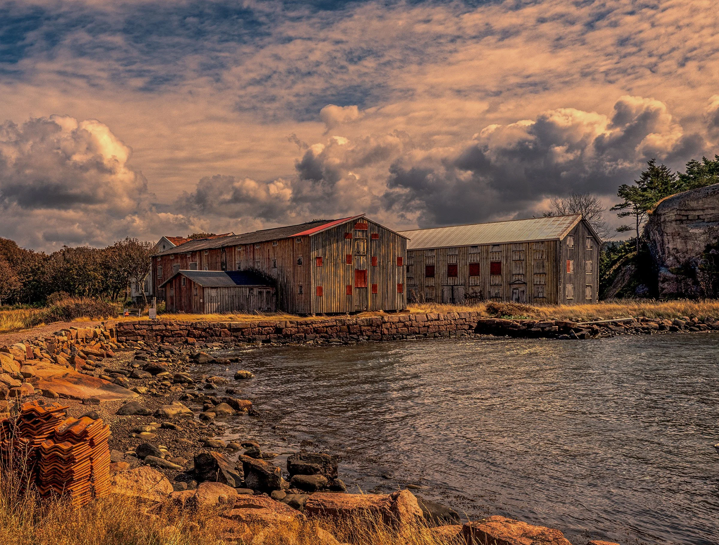 revL100018c7-Recovered copy 2.jpg