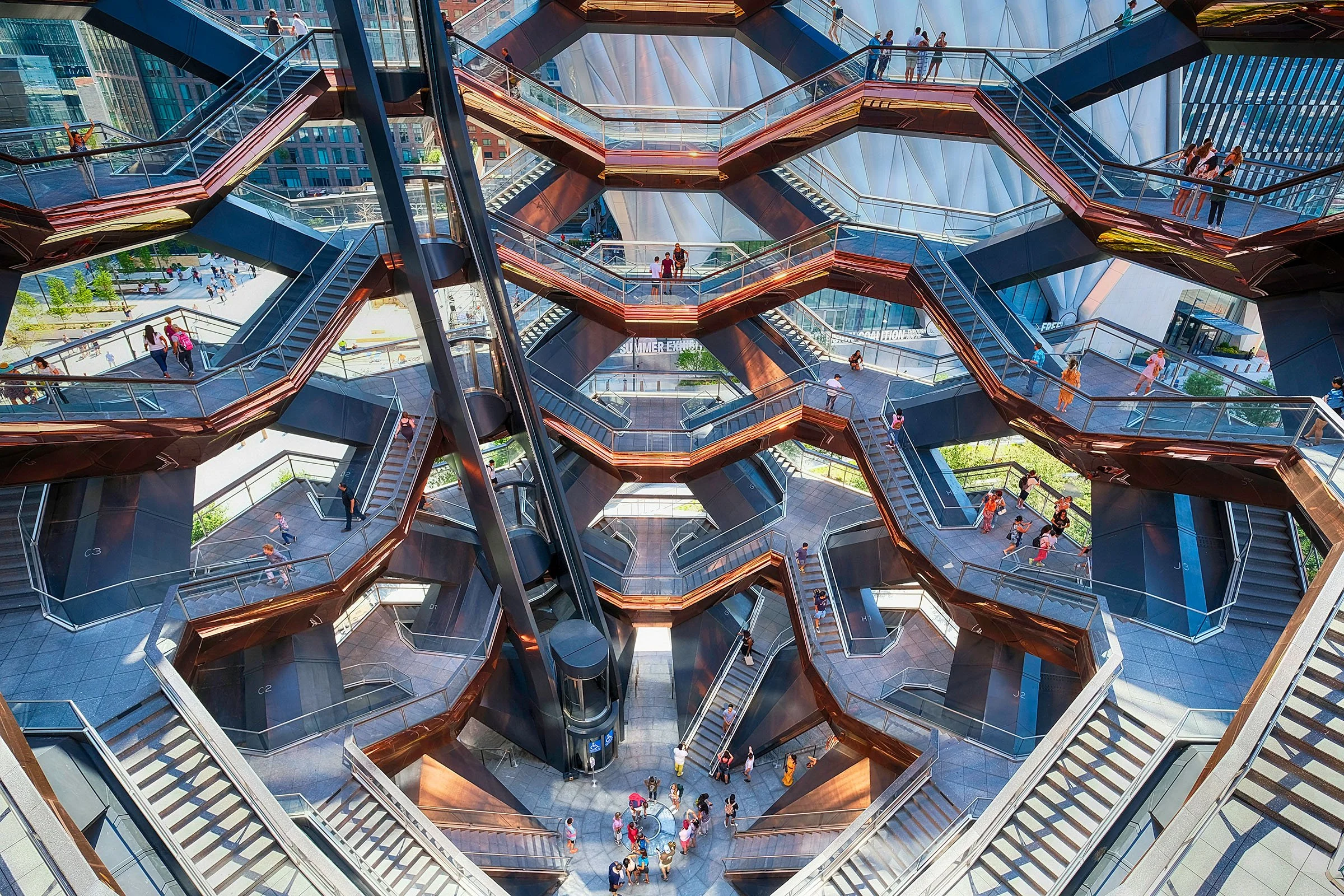 VESSEL2DSCF5229 copy.jpg