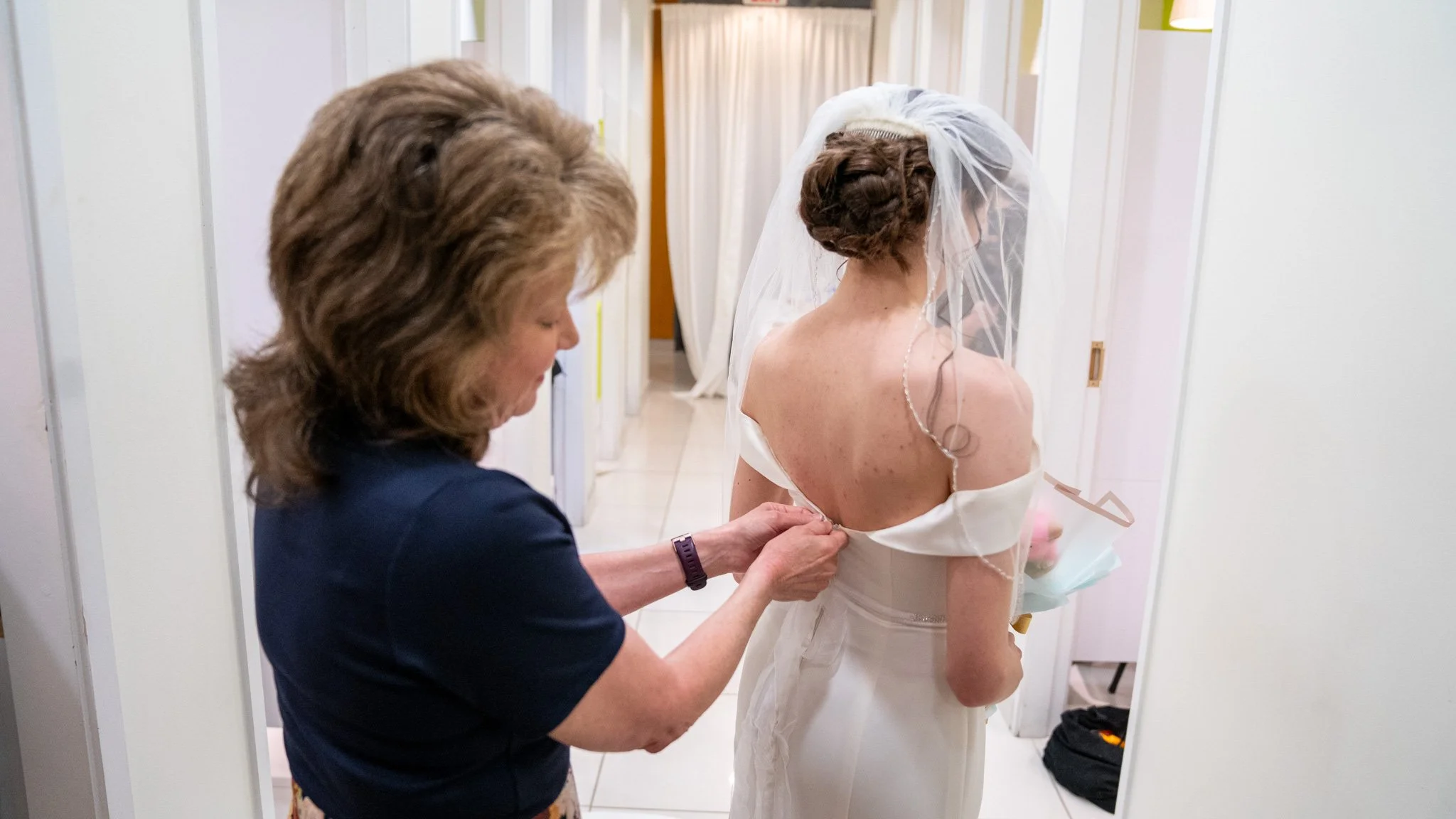 Charles and Josie Getting Ready-57.jpg