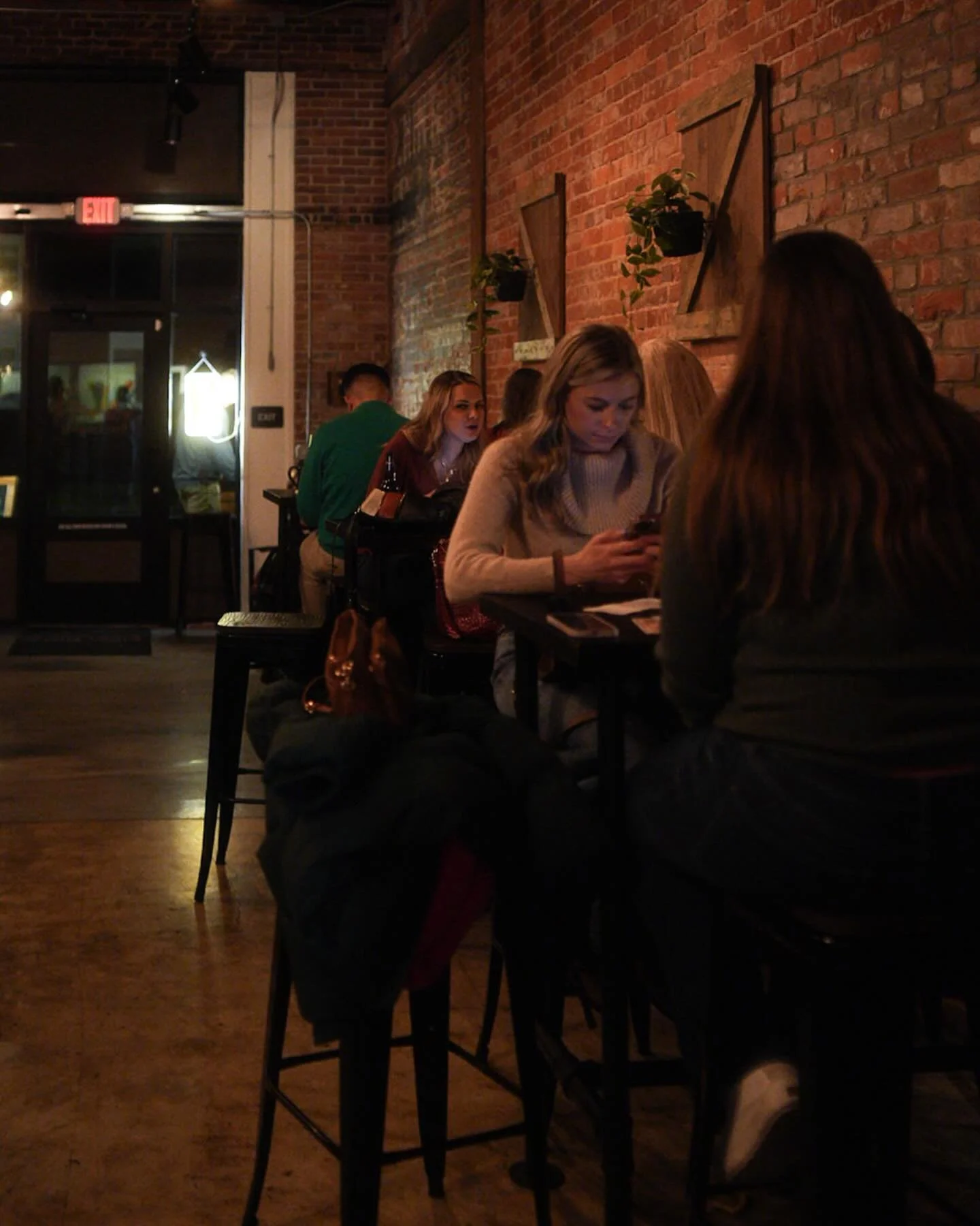 We&rsquo;ve got a stacked Thursday for you! Live music tonight with @patrickblissmusic, and as always, Clove Hitch Run Club is hitting the streets! 

Run Club welcomes all levels, all ages, and all paces! Bring your family, your kids, and your pets! 