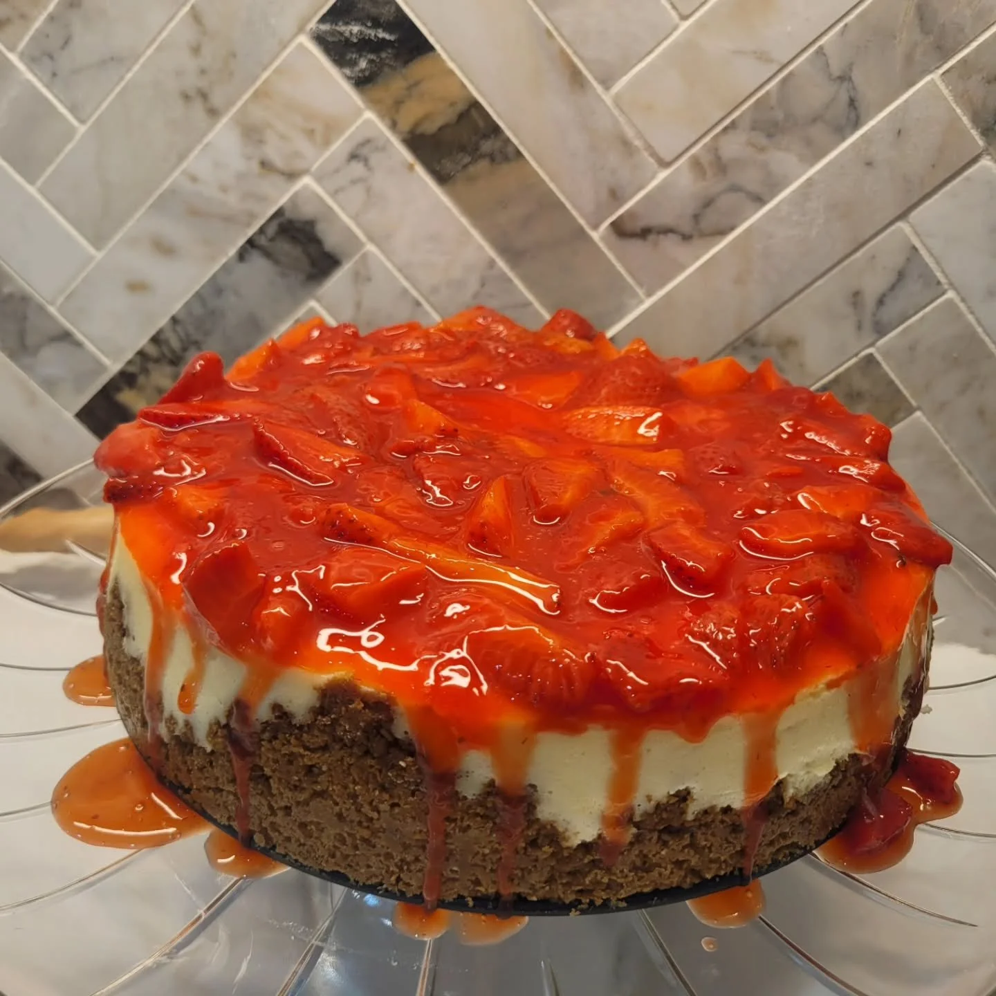Gluten free strawberry cheesecake!!

#glutenfree #cheesecake #azletx #fortworth #glutenfreefortworth