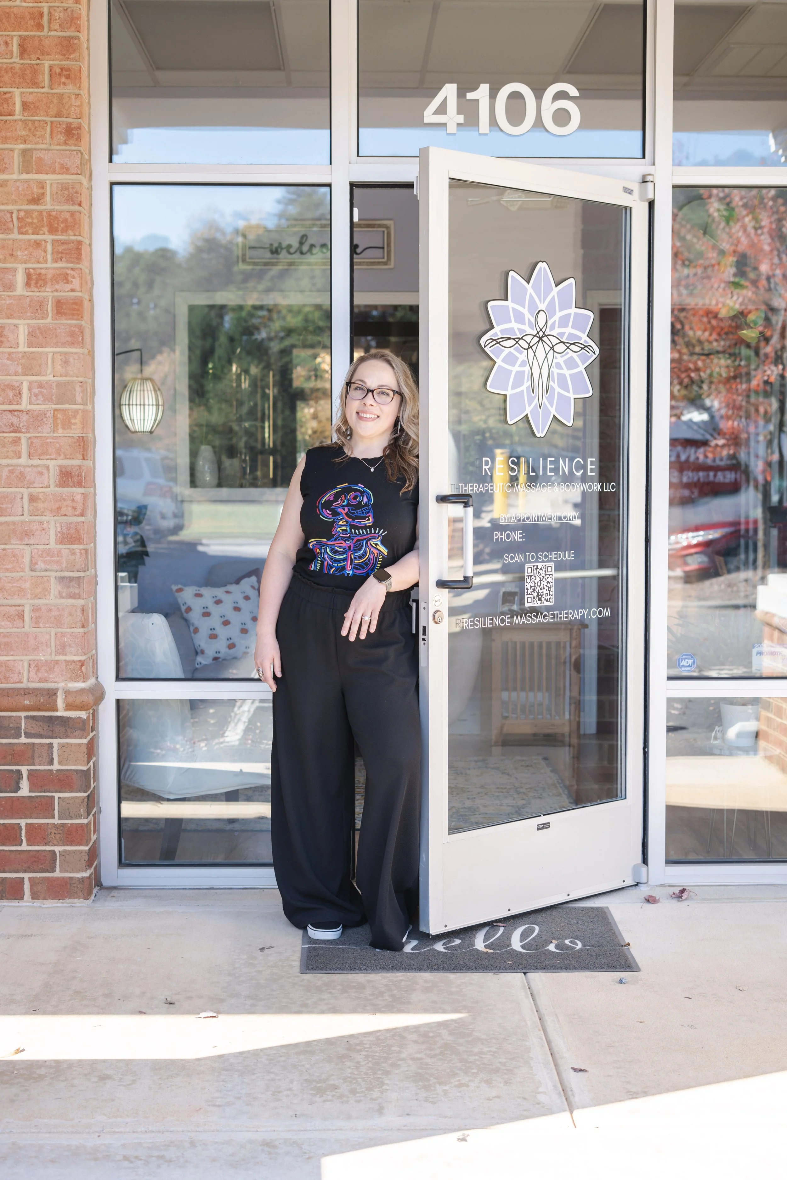 Pain relief, NeuroFascial massage therapist, Huntersville Nc