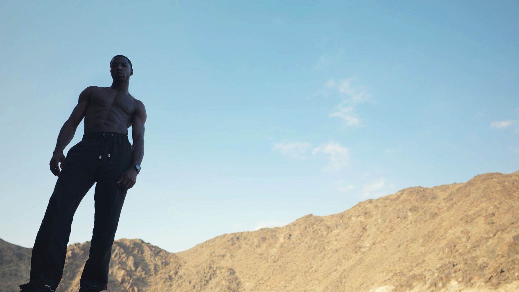 Guy.mov.01_00_03_19.Still002.png
