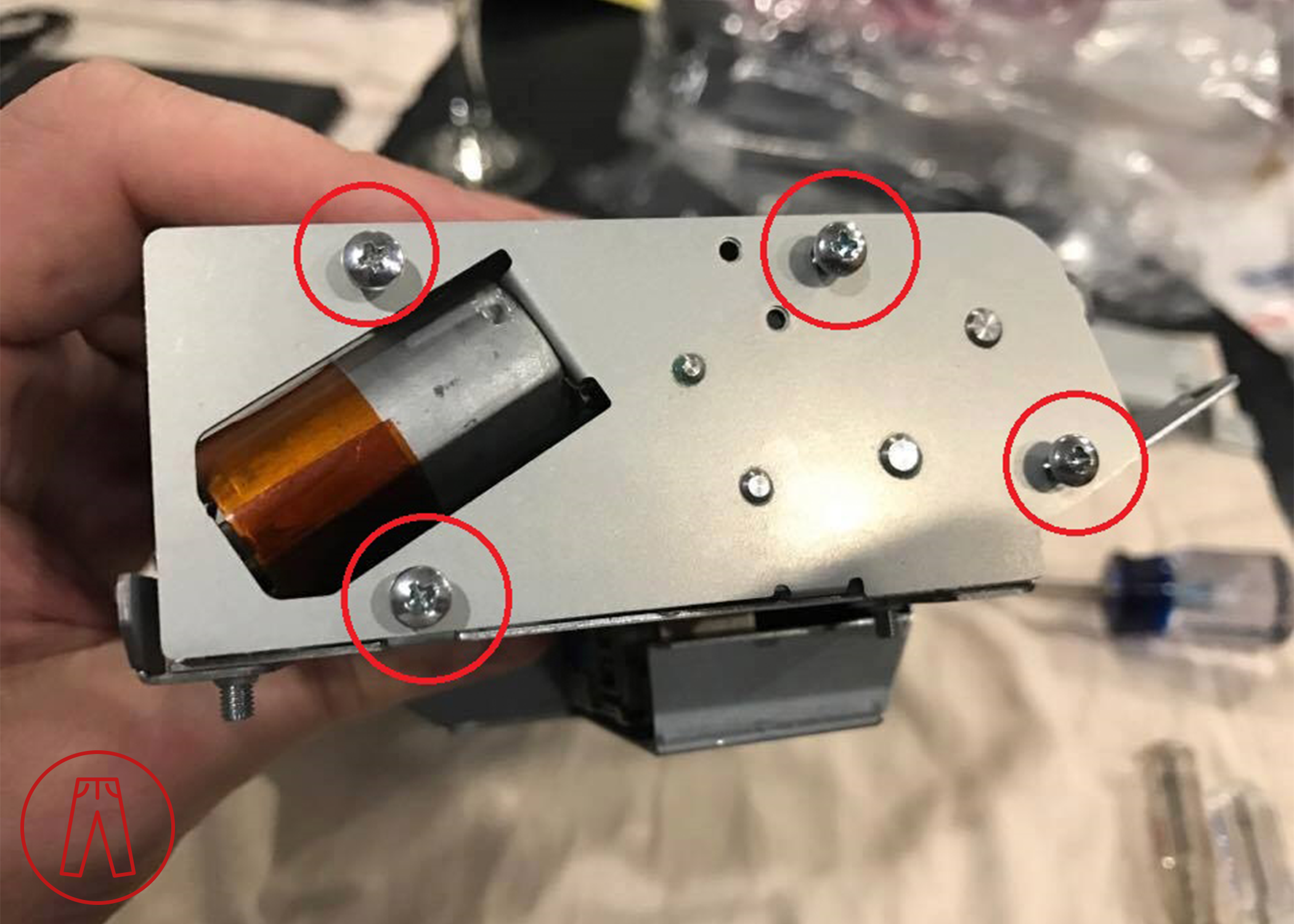 Nav Screen Gear Replacement 05 Rp.png