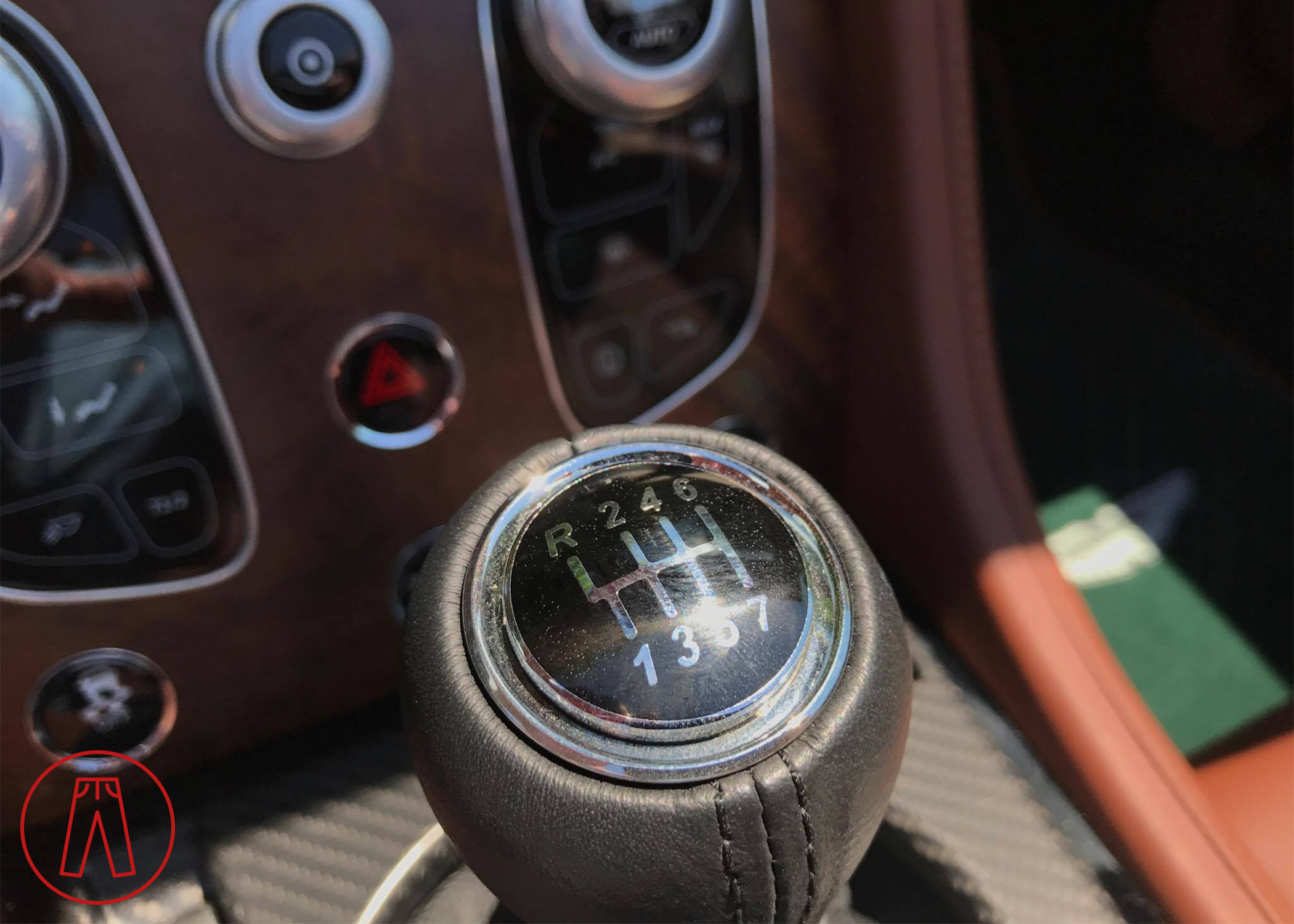 Dogleg OEM Shift Knob Rp.png