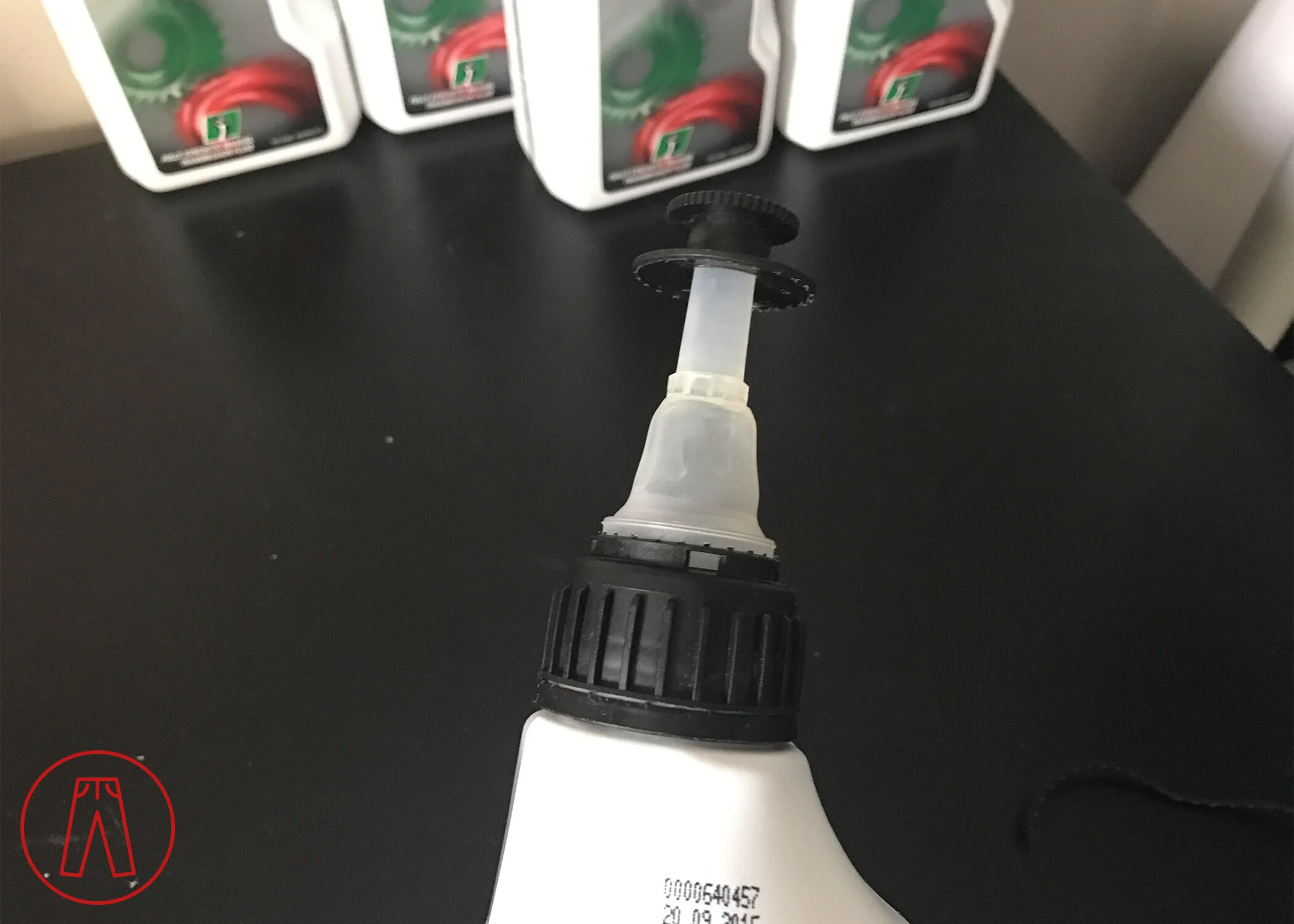 Gear Oil Bottle Nozzle, logo.jpg