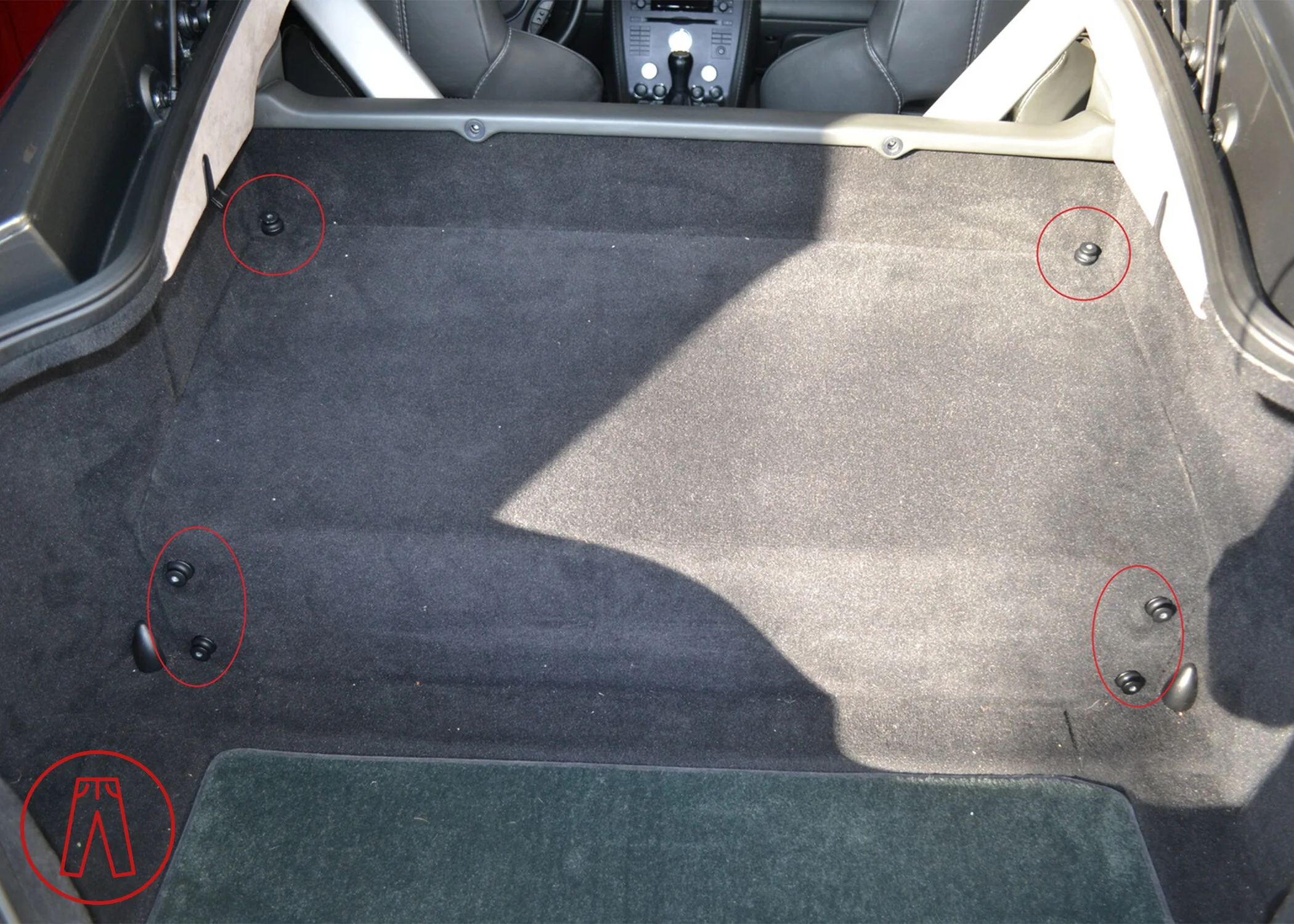 Trunk Carpet Knobs Rp.jpg