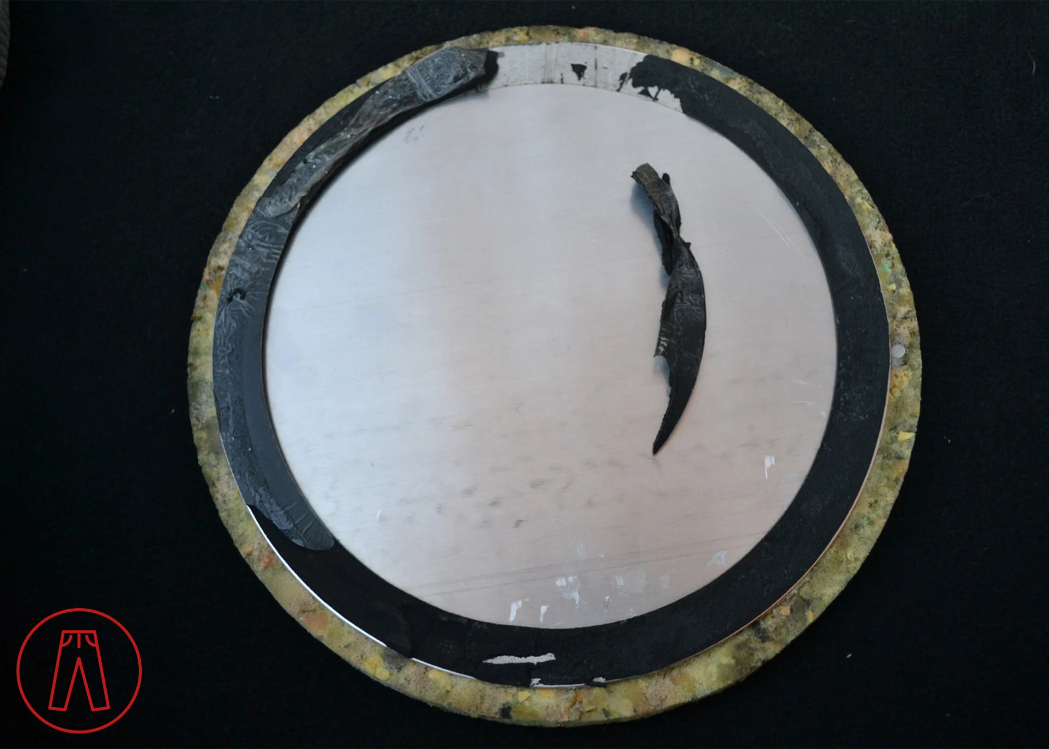 Fuel tank access cover Rp.jpg