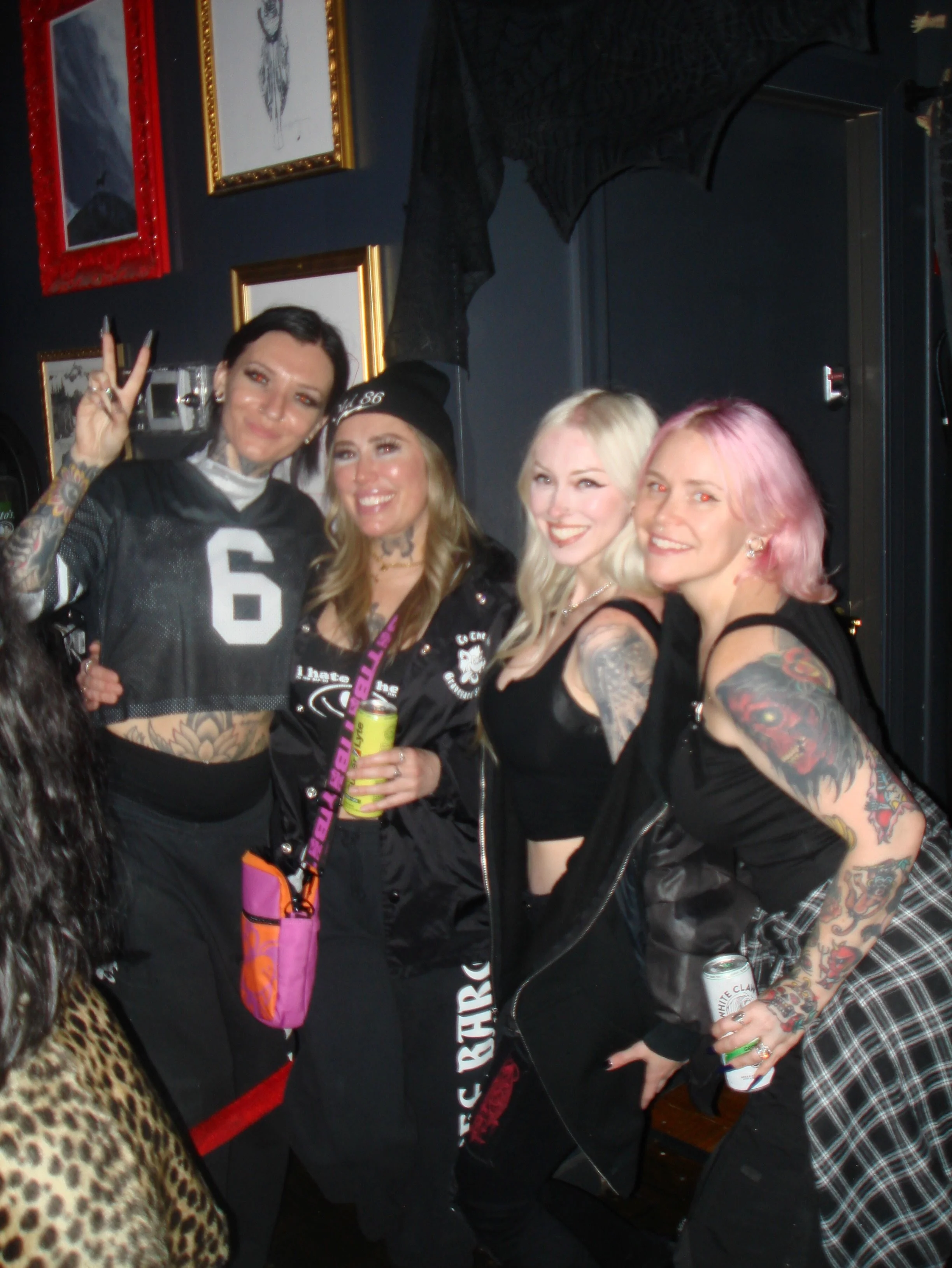 On October 17th, @480iproductions went back to the 90s! We tried our first &lsquo;Classic&rsquo; night (no Live Band Karaoke) and it was a HIT! ⚡️

The energy at @old86bar was through the roof. People were living in the moment. The drinks were flowin