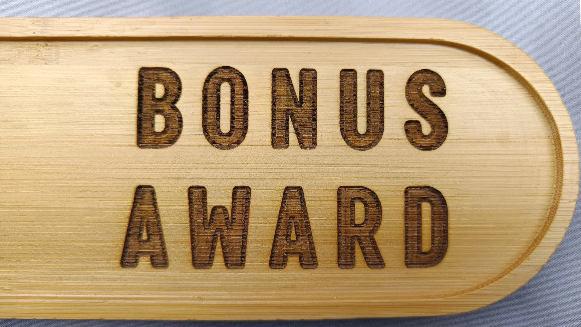 Plateau décoratif (Applique) Flipper - Bambou 24 cm