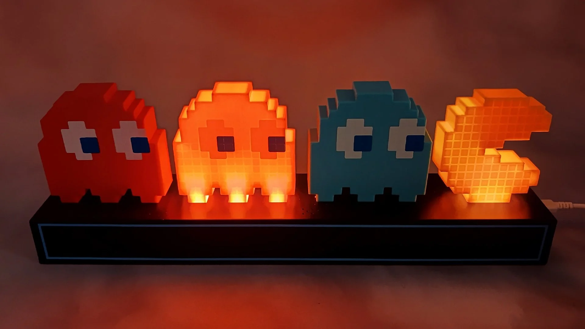 2270269262 Lampe Led PAC MAN 3D C.jpg