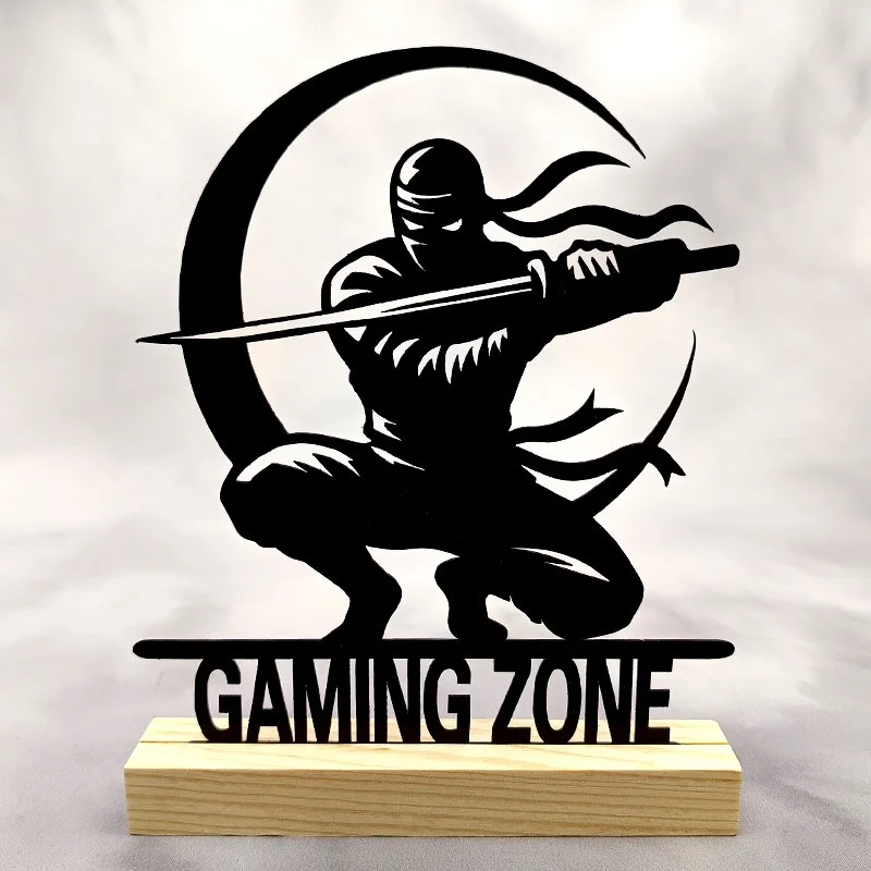 Déco métal sur socle -Gaming- NINJA LUNE SABRE « GAMING ZONE »