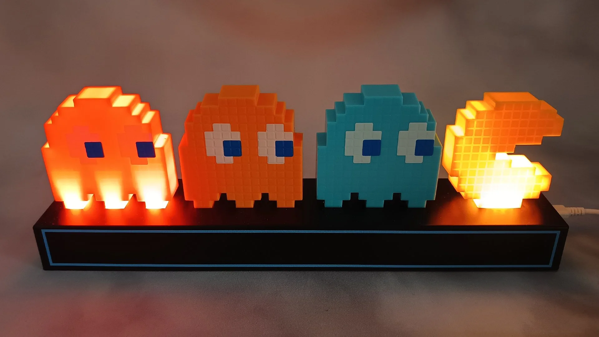 2270269262 Lampe Led PAC MAN 3D B.jpg