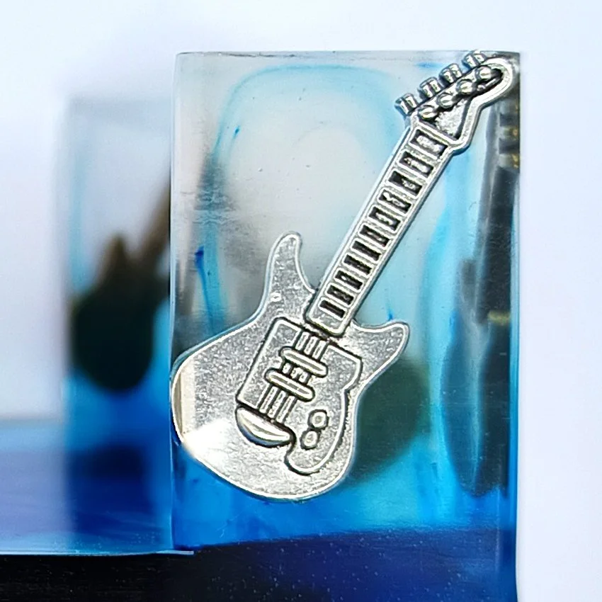 Gros Plan Guitare 2.jpg