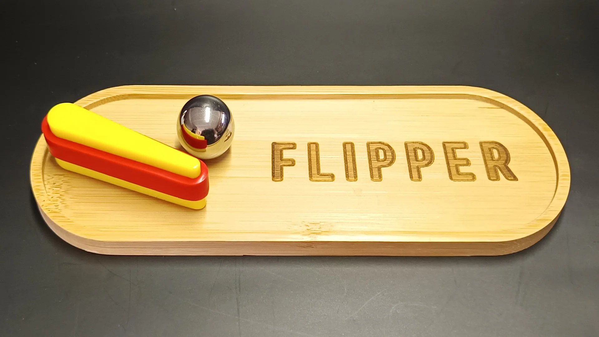 Flipper_1900 x1080_ Vue B Face.jpg