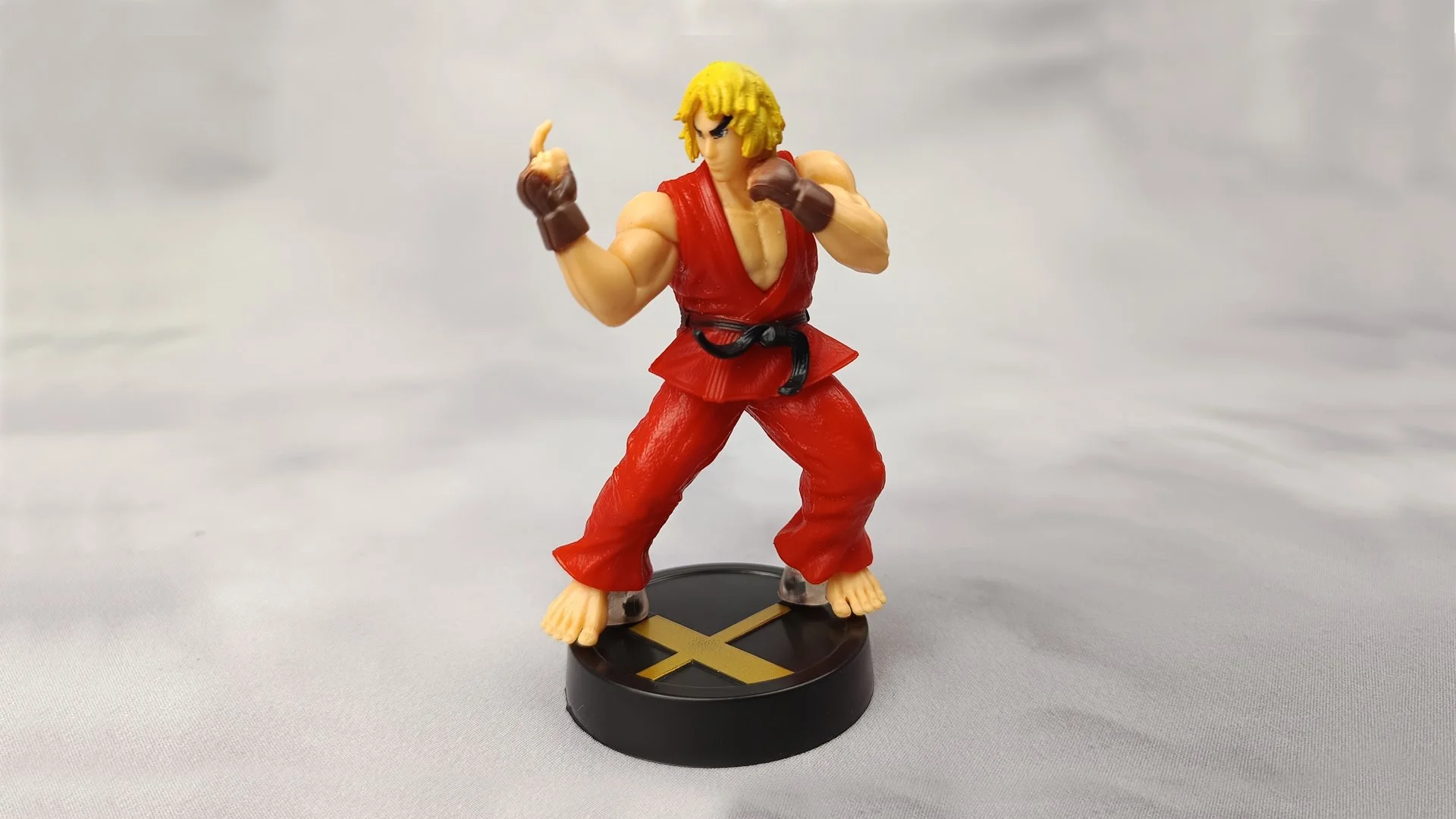 Socle décoratif Vidéo Arcade - STREET FIGHTER (KEN - RYU) 9 cm