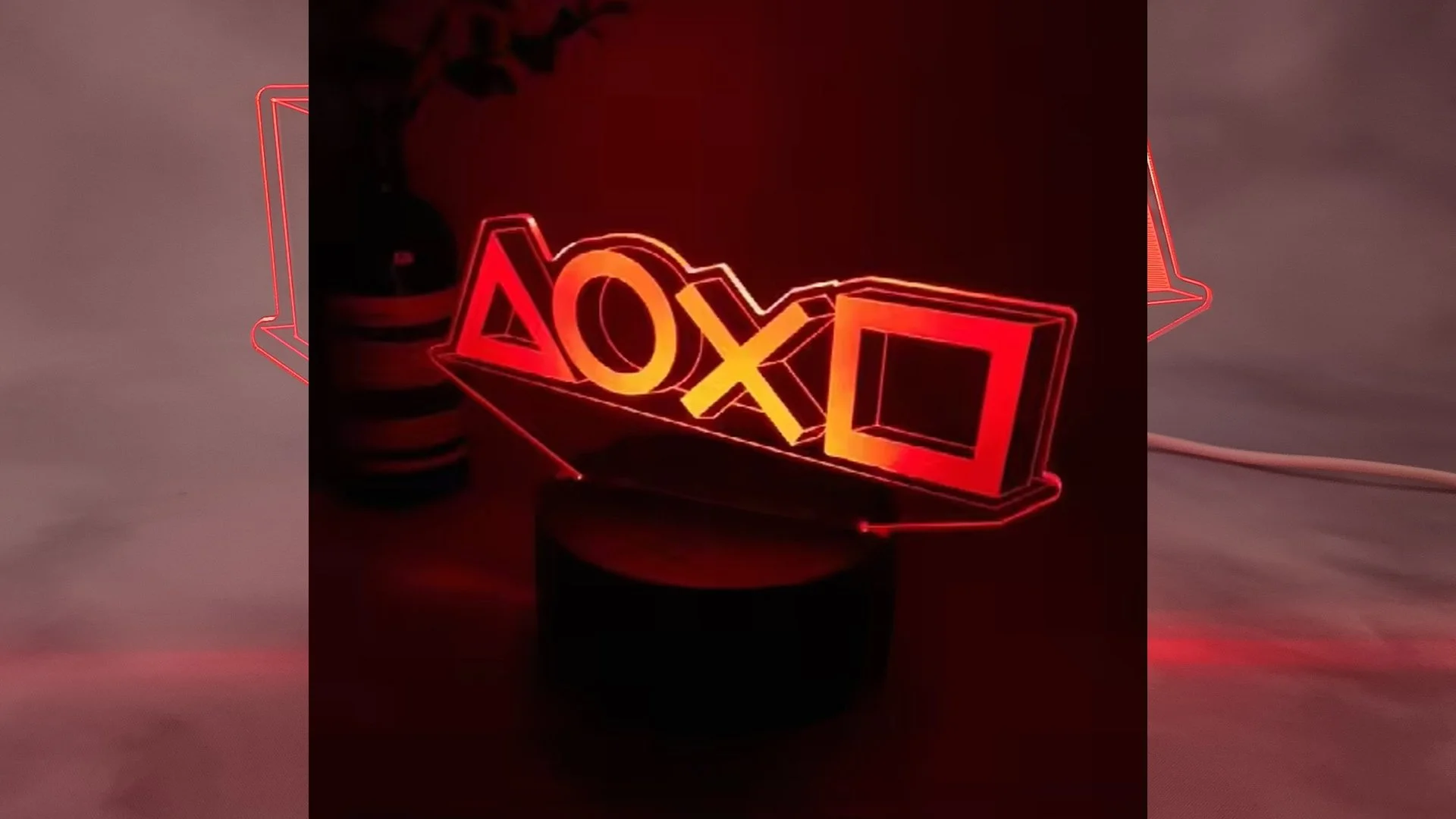 2270269299 Lampe Led GAMER PLEXI SYMBOLE CONTOLLER PLAYSTATION A.jpg