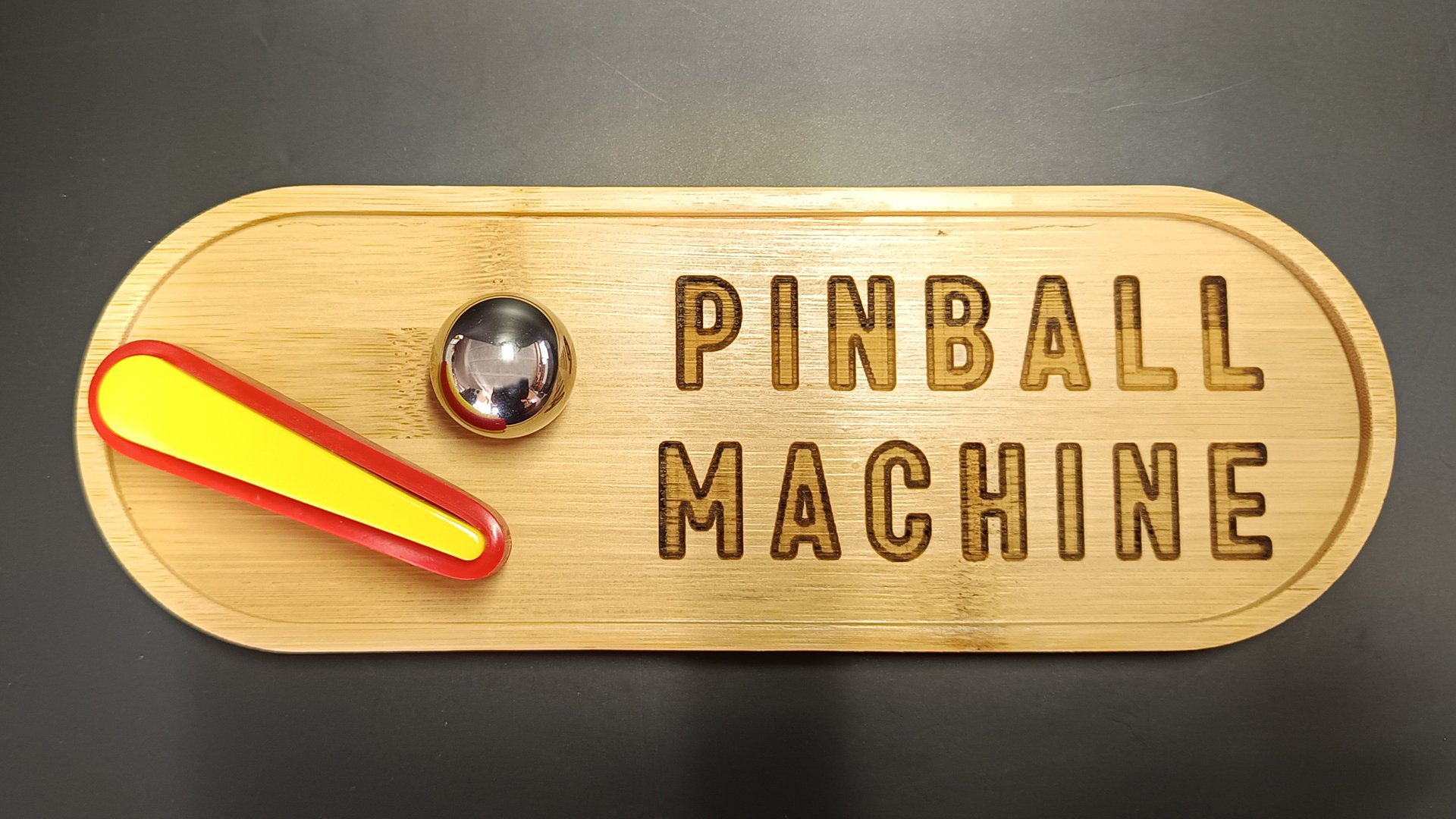 Pinball Machine_1900 x1080_ Vue A Face.jpg