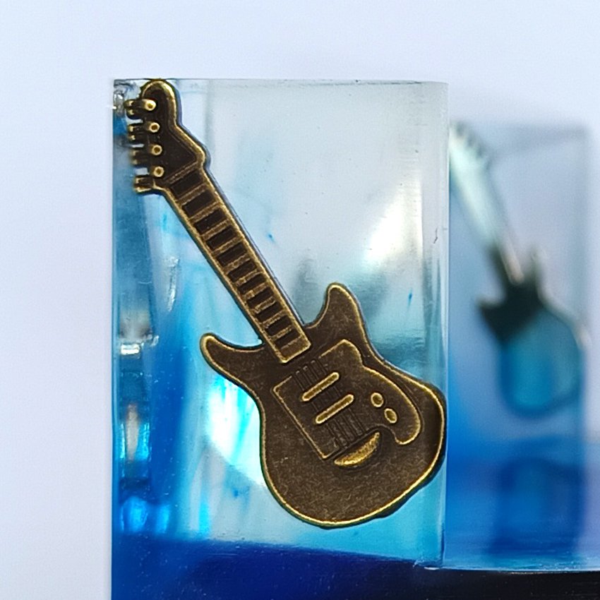 Gros Plan Guitare 1.jpg