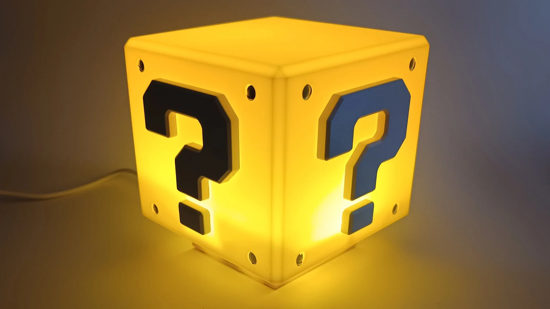 2270269251 Lampe Led MARIO BROS CUBE K.jpg