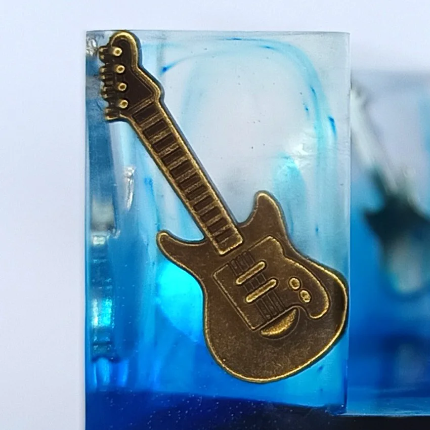 Gros Plan Guitare 3.jpg