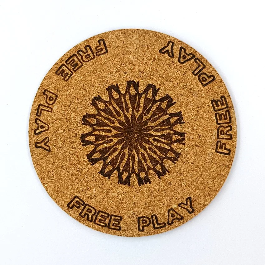 3020224513 FREE PLAY.jpg