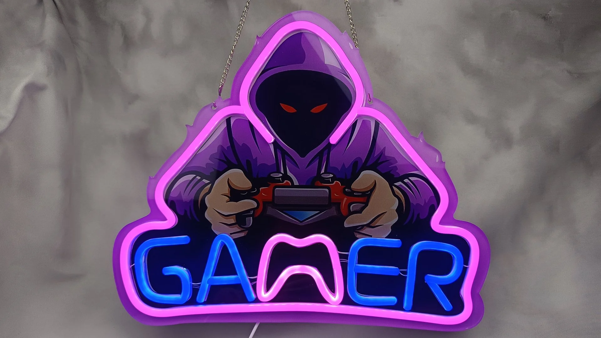 Enseigne Néon Led Gaming - GAMER GEEK (Joueur à Capuche) à suspension ou murale 38x32cm