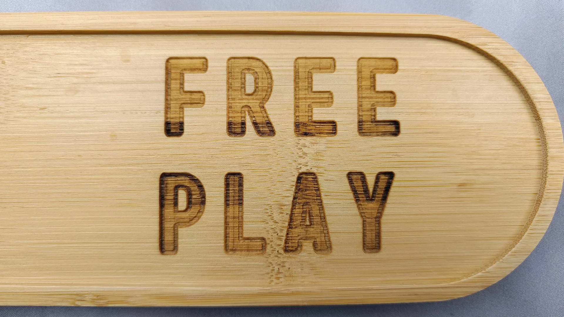 Plateau décoratif (Applique) Flipper - Bambou 24 cm