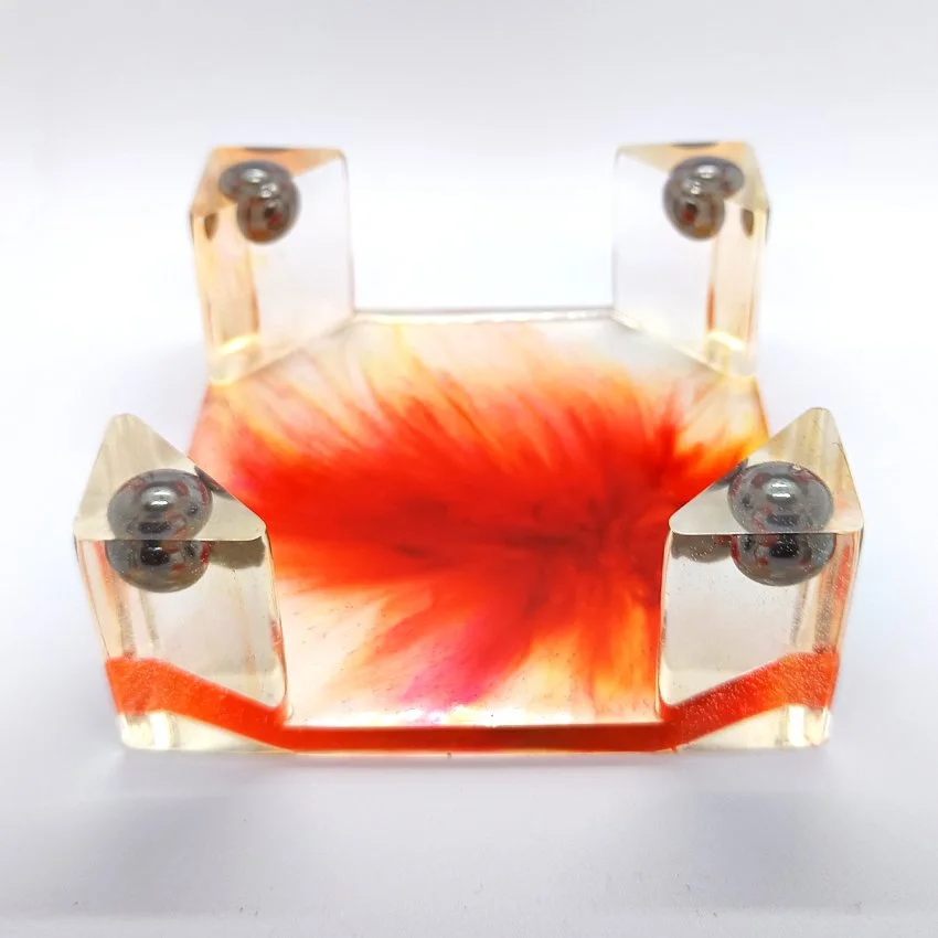 Plongez dans l’univers mythique du flipper avec notre support pour sous-verres thème Flipper Pinball