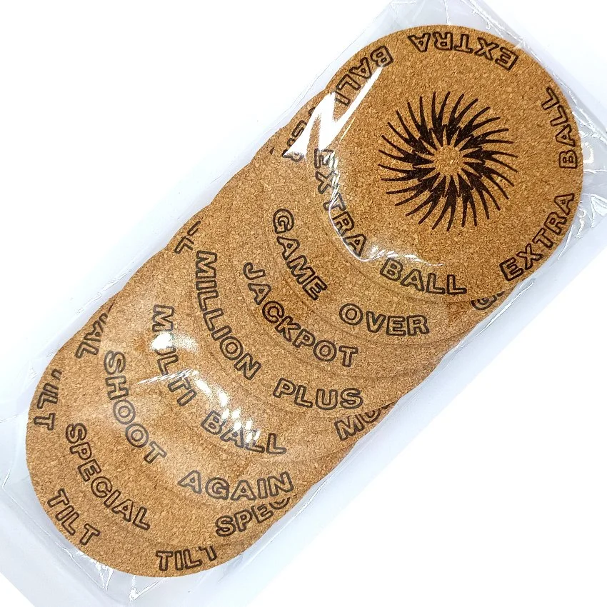 set sous-verre flipper pinball rosace sélection, sous-bock décoratif inspiré des pinball machines avec slogans cultes Extra Ball, Game Over, Jackpot, Multiball, Tilt, décoration, idée cadeau originale