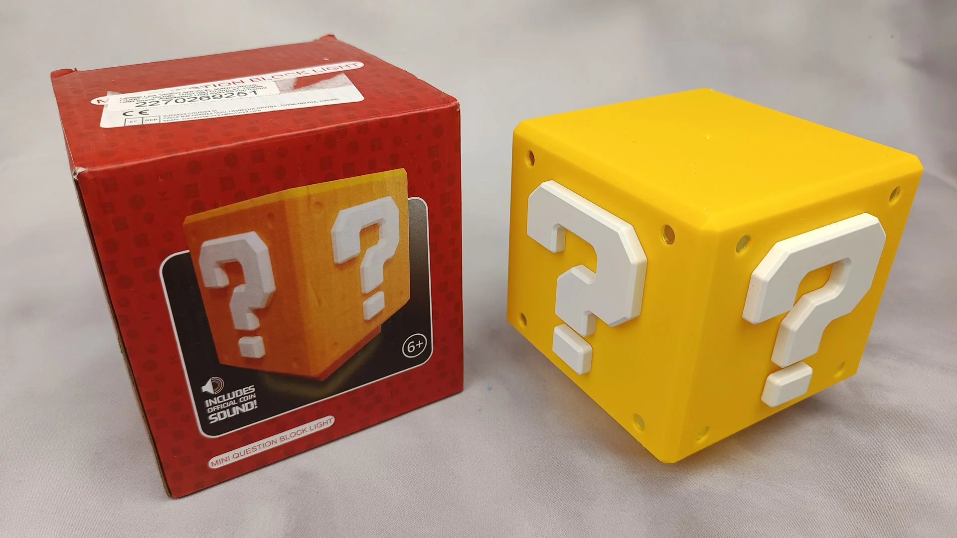 2270269251 Lampe Led MARIO BROS CUBE G.jpg