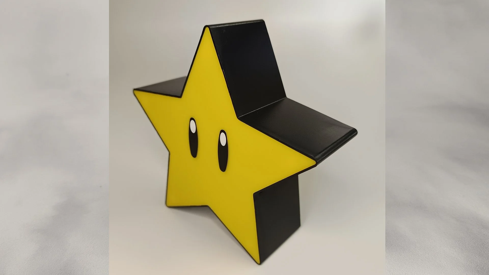 2270269253 Lampe Led MARIO BROS ETOILE JAUNE E.jpg