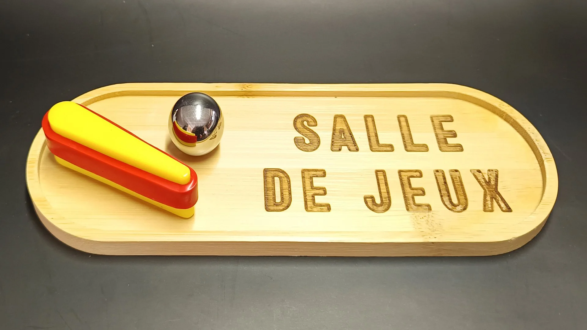 Salle de jeux_1900 x1080_ Vue B Face.jpg