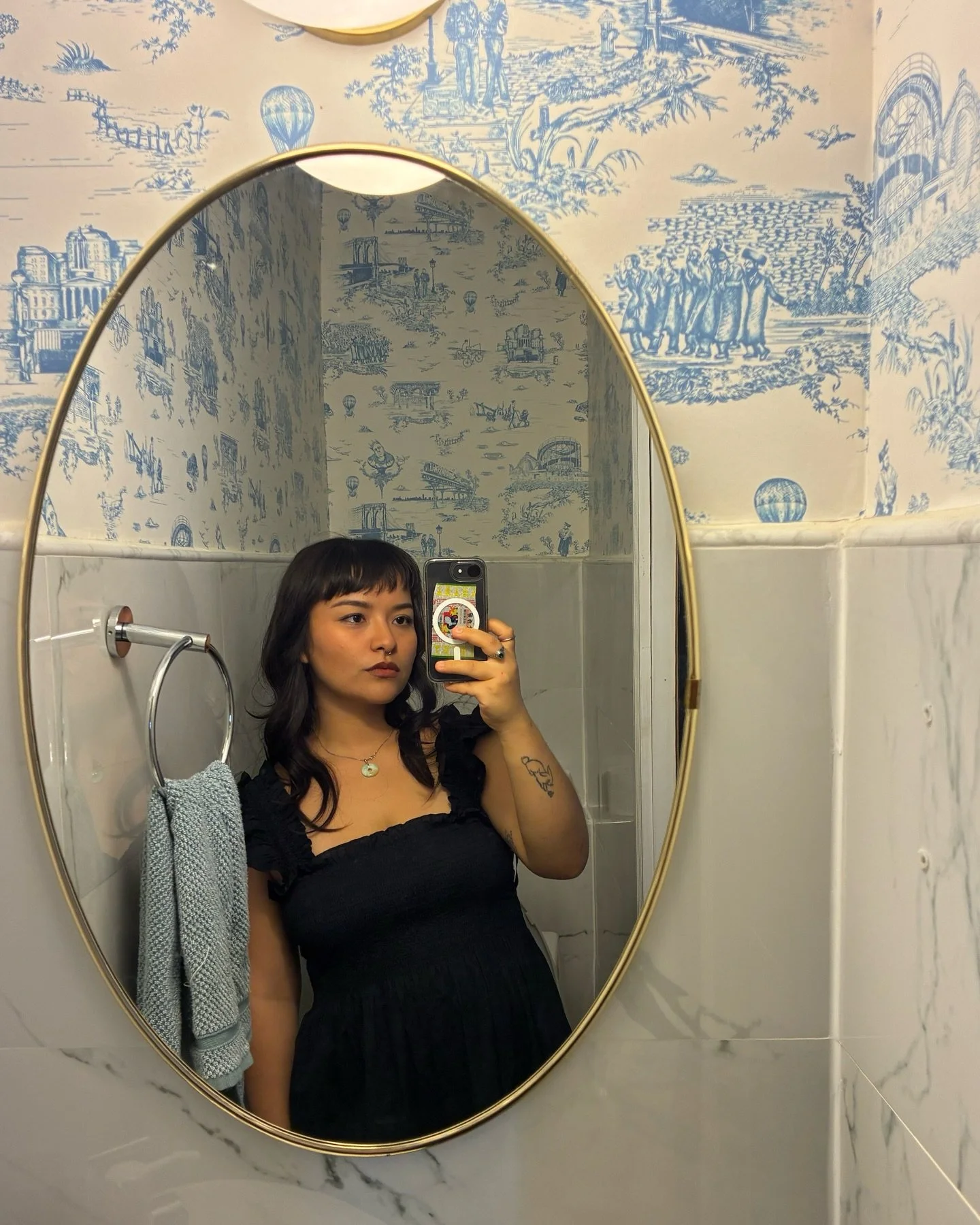 2025 wrapped: 

🏥 shot some pronoun-themed industrials for @fenwayhealth

🚽 received the coveted title of &ldquo;My Bathroom&rdquo; soloist in @pantssteve &lsquo;s EGONT at Caveat (cannot believe I never posted this, video coming soon) 

🖼️ opened