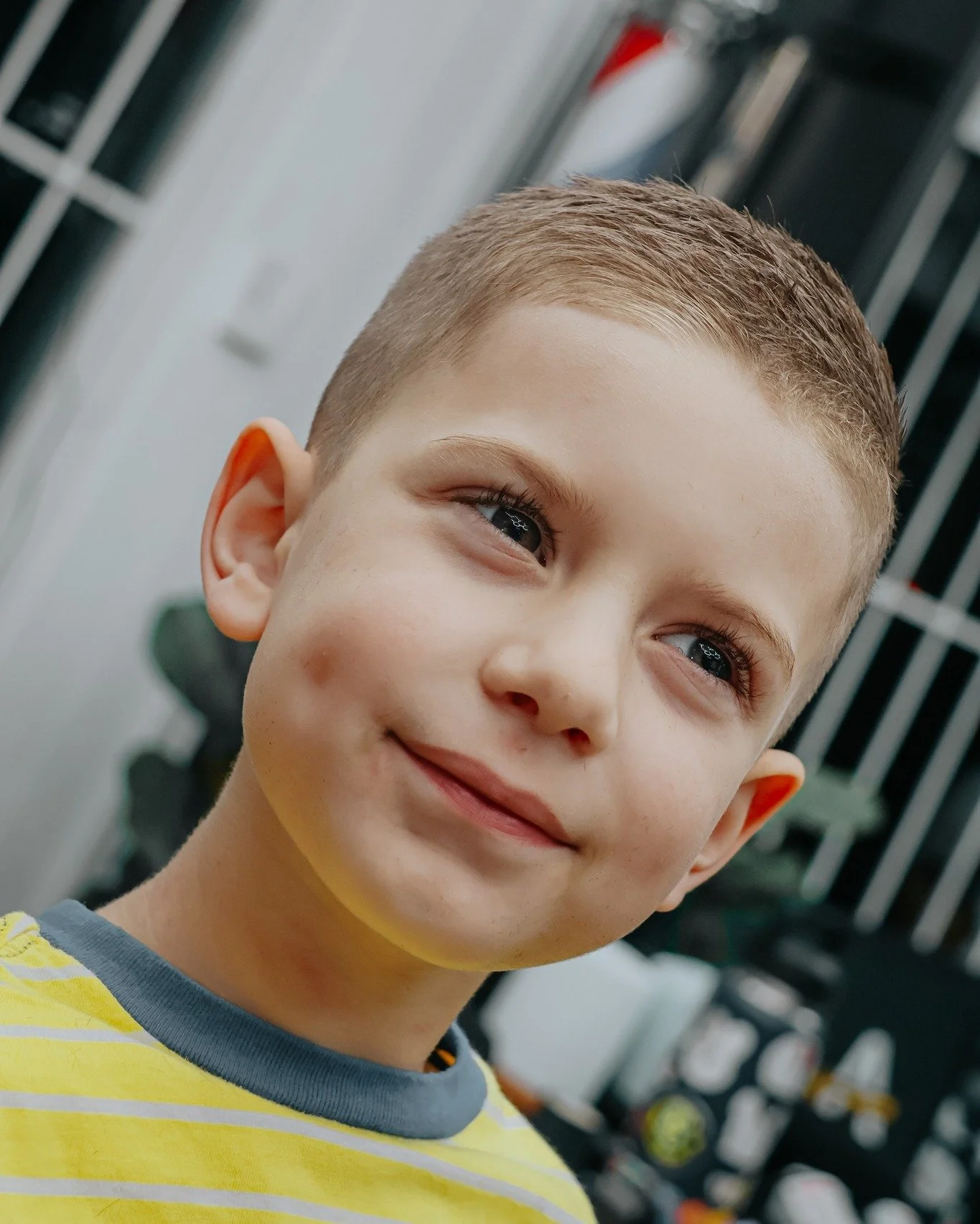 𝗙𝗿𝗲𝘀𝗵 𝗰𝘂𝘁. 𝗕𝗶𝗴 𝘀𝗺𝗶𝗹𝗲. 𝗛𝗮𝗽𝗽𝘆 𝗰𝘂𝘀𝘁𝗼𝗺𝗲𝗿. 💈✨

Nothing beats seeing the confidence that comes with a fresh haircut.
At A7 Barber Shop, Alex takes pride in every cut, making sure each client leaves looking sharp and feeling ev