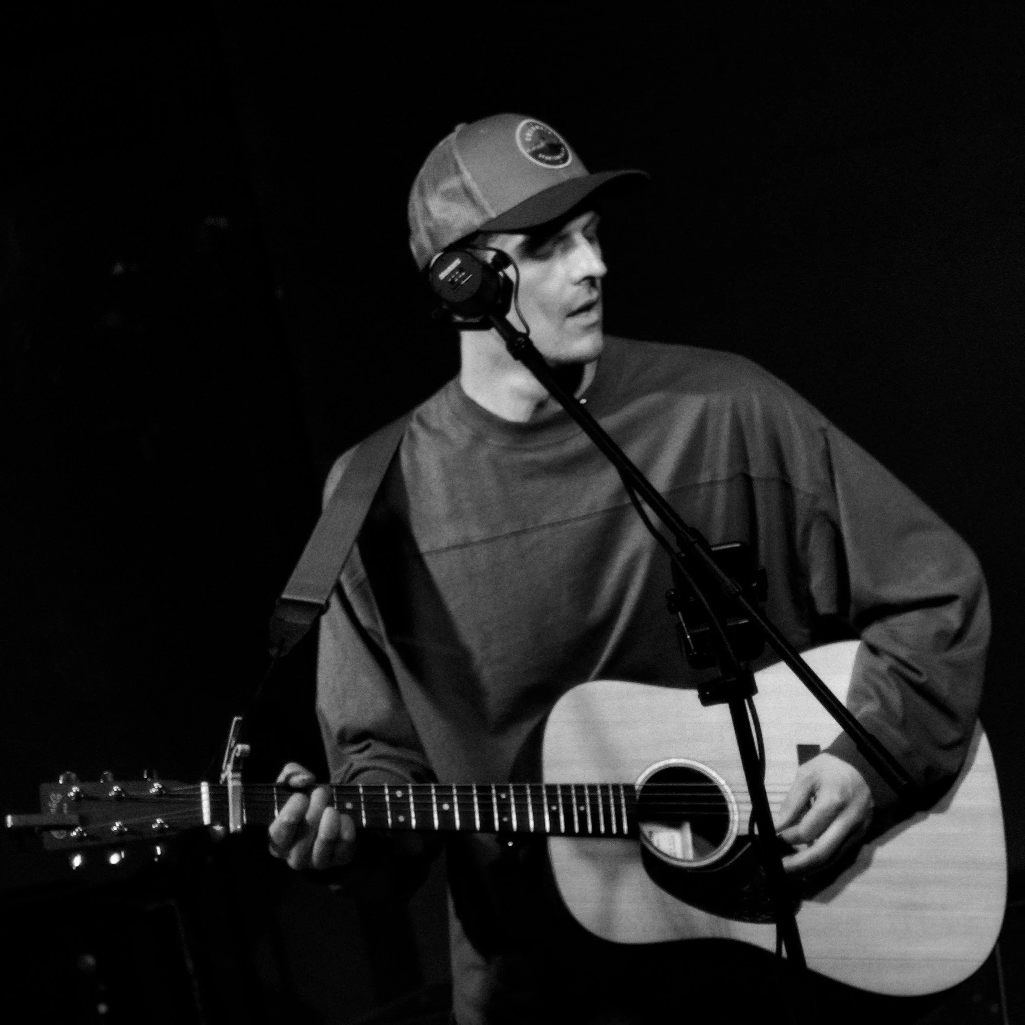 Nate hardy live indie looping artist at arts hub brockville ontario 