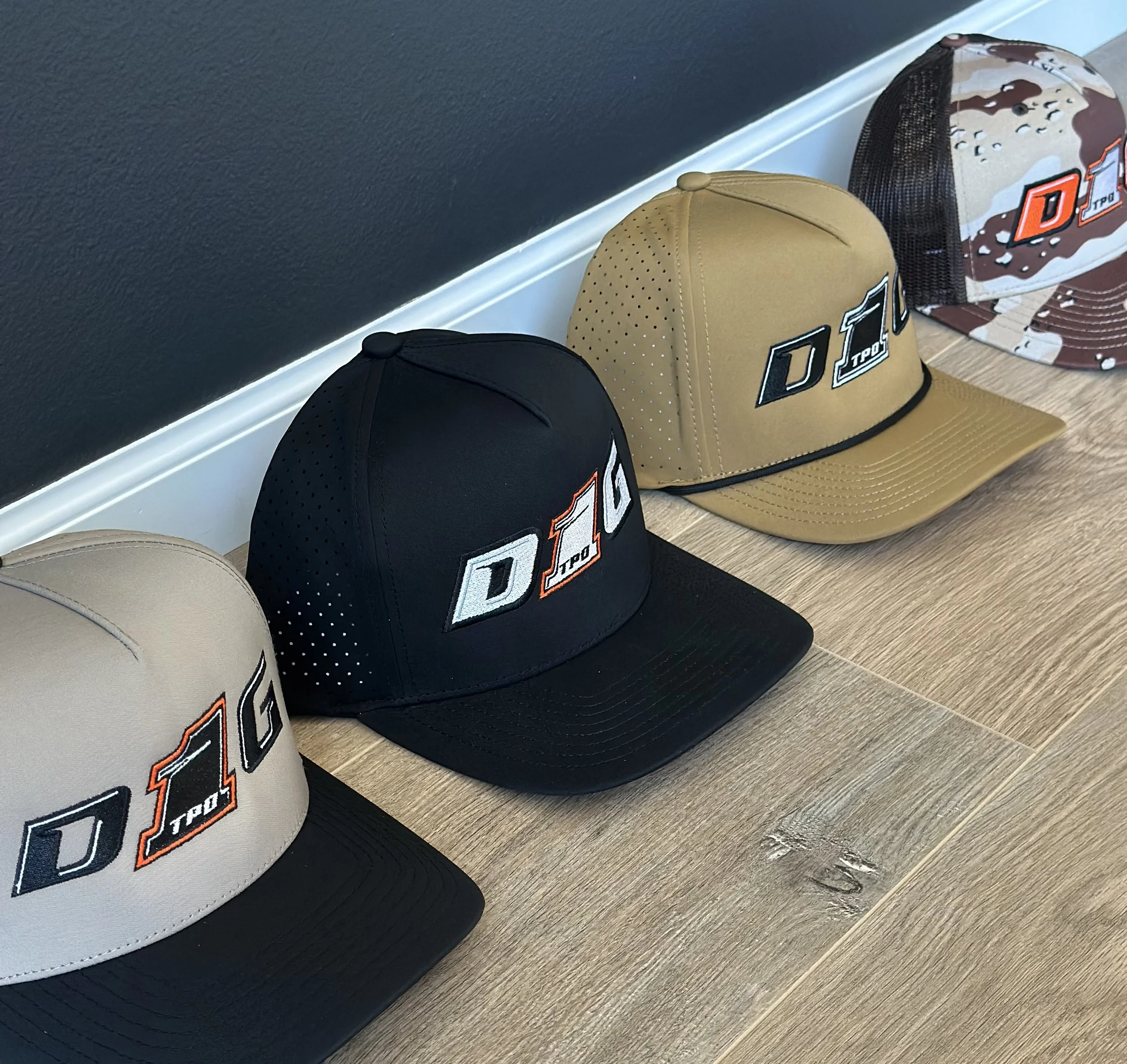 D1g Hat