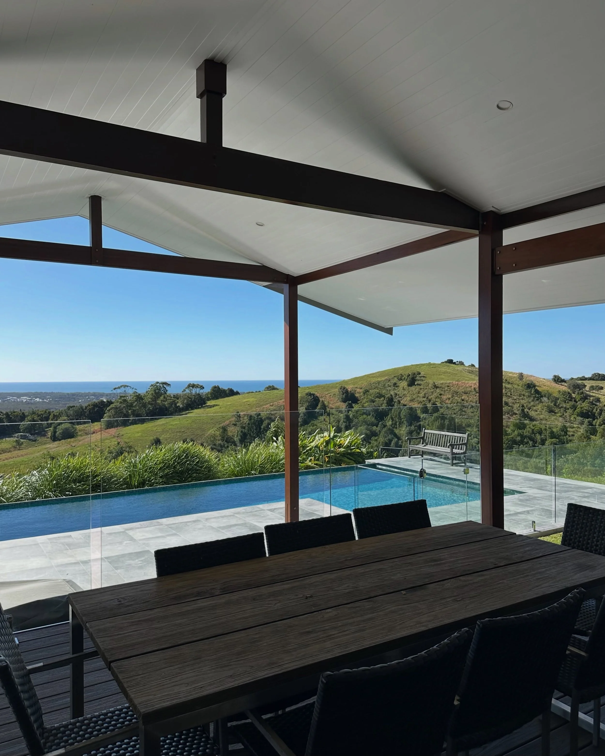 One of our completed projects on Bangalow Road. We replaced the existing deck and extended it to create a larger entertaining area, then extended the roof coverage overhead. Built to handle the weather and the years.