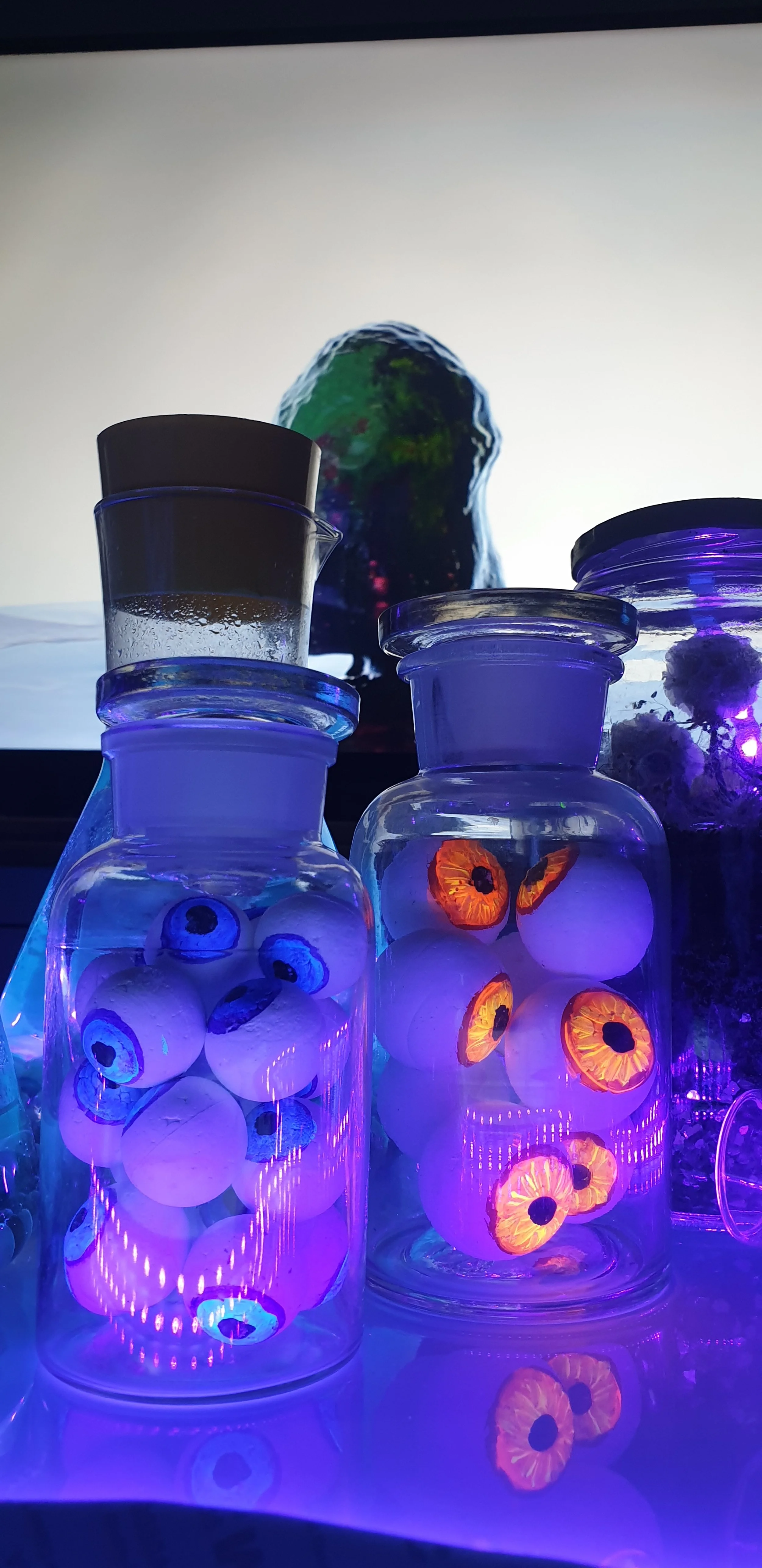 'Unidentified Figured Out (UFO): part 2'. Found Objects, Mixed Media, Video, and 3D Sculpture Printing.
Featured in UoN Chromatic Festival 2022